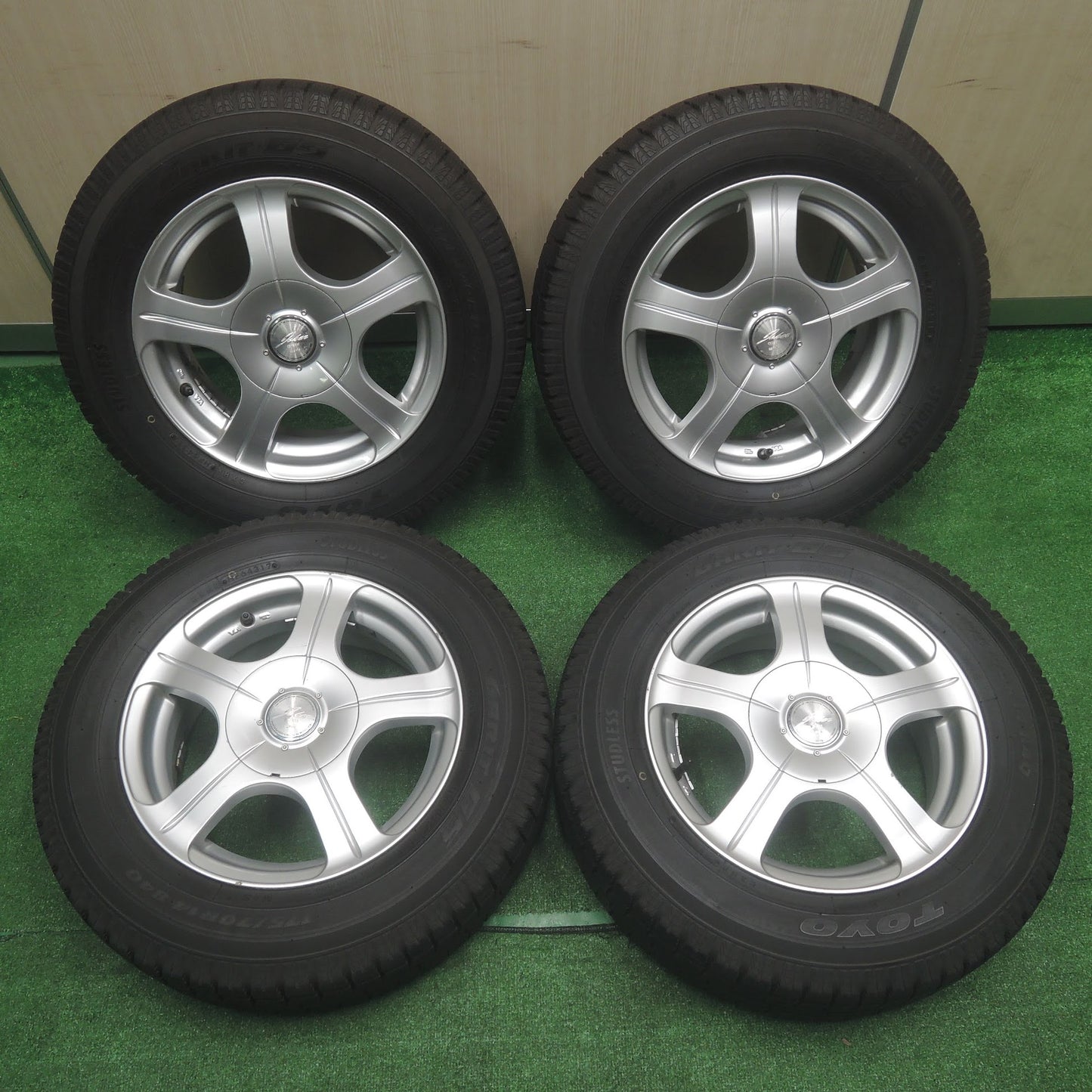 [送料無料]バリ溝！9.5分★スタッドレス 175/70R14 トーヨー ガリット G5 JOKER QUEEN weds ジョーカー 14インチ PCD100/4H 5H マルチ★3090812SYス