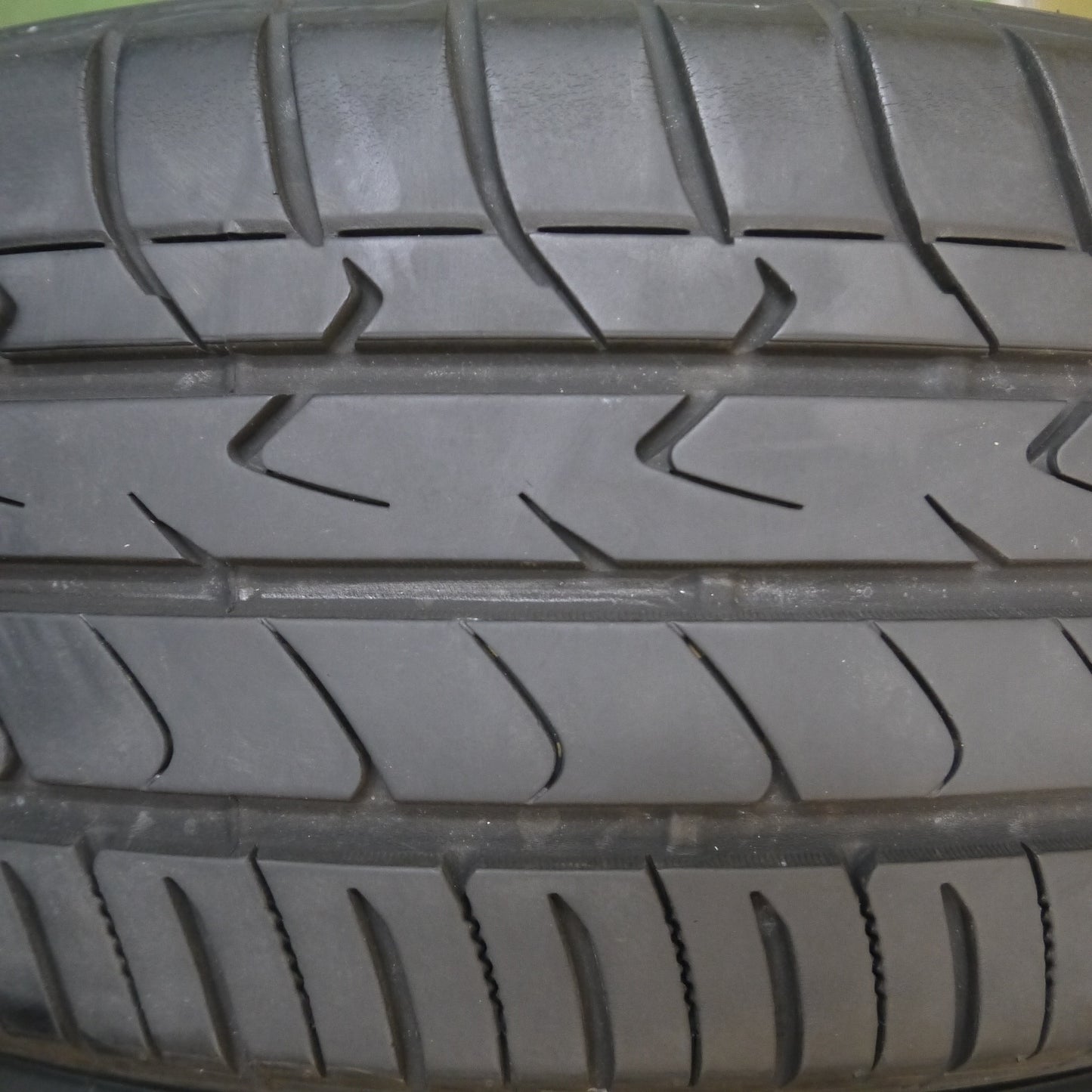 *送料無料*バリ溝！21年！9分★215/55R17 トーヨー トランパス MPZ タイヤ 17インチ エスティマ カムリ クラウン マジェスタ 等★3121904Hノタ