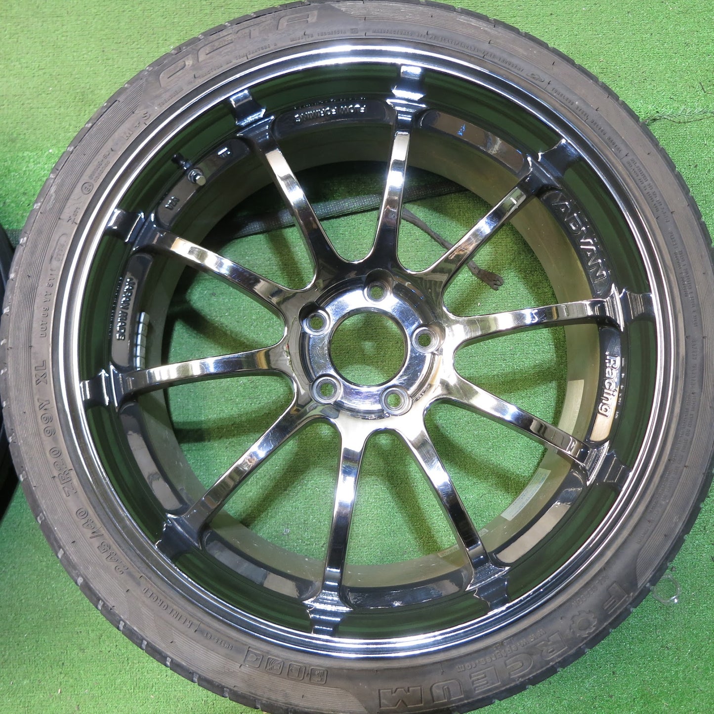 [送料無料]キレイ★ADVAN Racing RS-D 245/40R20 フォーセム OCTA アドバン レーシング 20インチ PCD114.3/5H★3053009Hノ