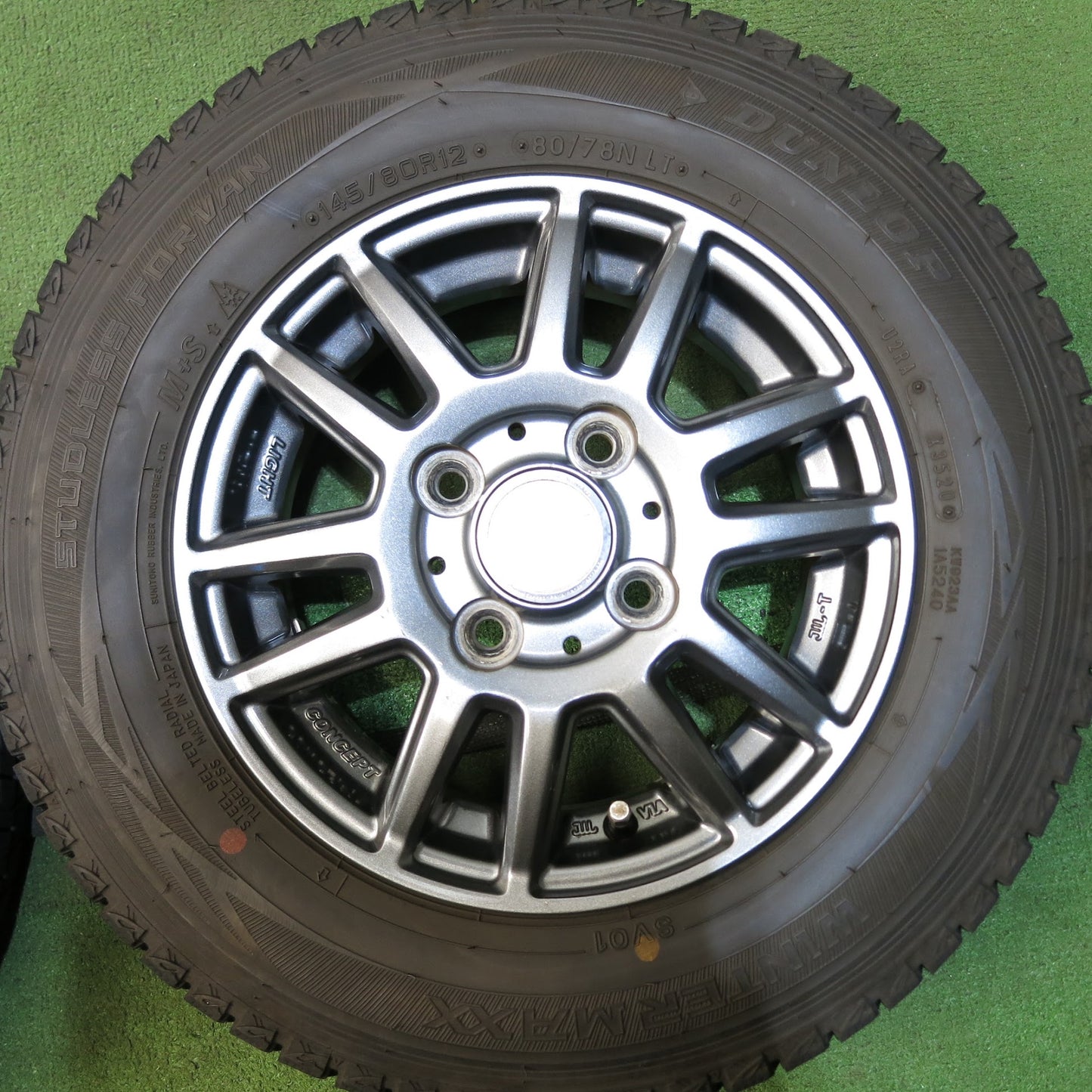 [送料無料]バリ溝！20年！9.5分★スタッドレス 145/80R12 80/78N ダンロップ ウインターマックス SV01 dP devotion 共豊 デボーション PCD100/4H★3052612Hス