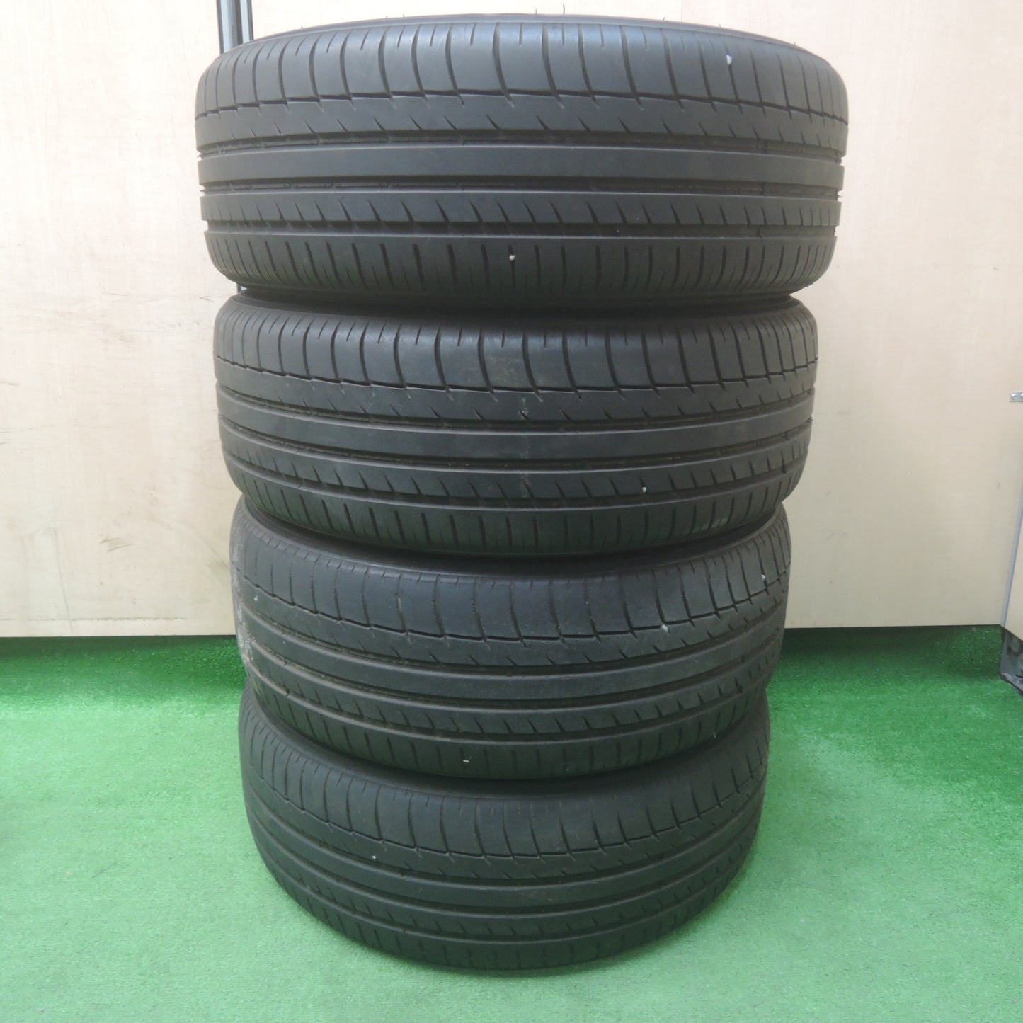 *送料無料* 4本価格★BASEL STARFORM 215/55R17 トライアングル SPORTEX TSH11 バーゼル 17インチ PCD114.3/5H★4020901SYノ