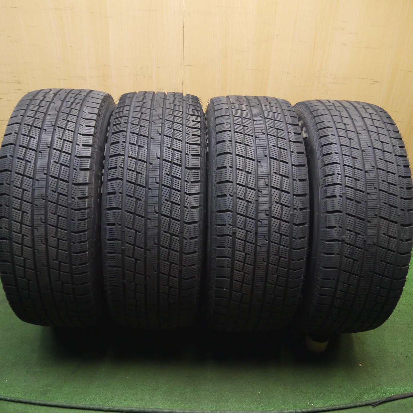 *送料無料*バリ溝！22年！キレイ！9.5分以上★スタッドレス 265/60R18 ホワイトレター グリップマックス GRIPICEX SUV B-MUDK 18インチ PCD139.7/6H★3120110Hス