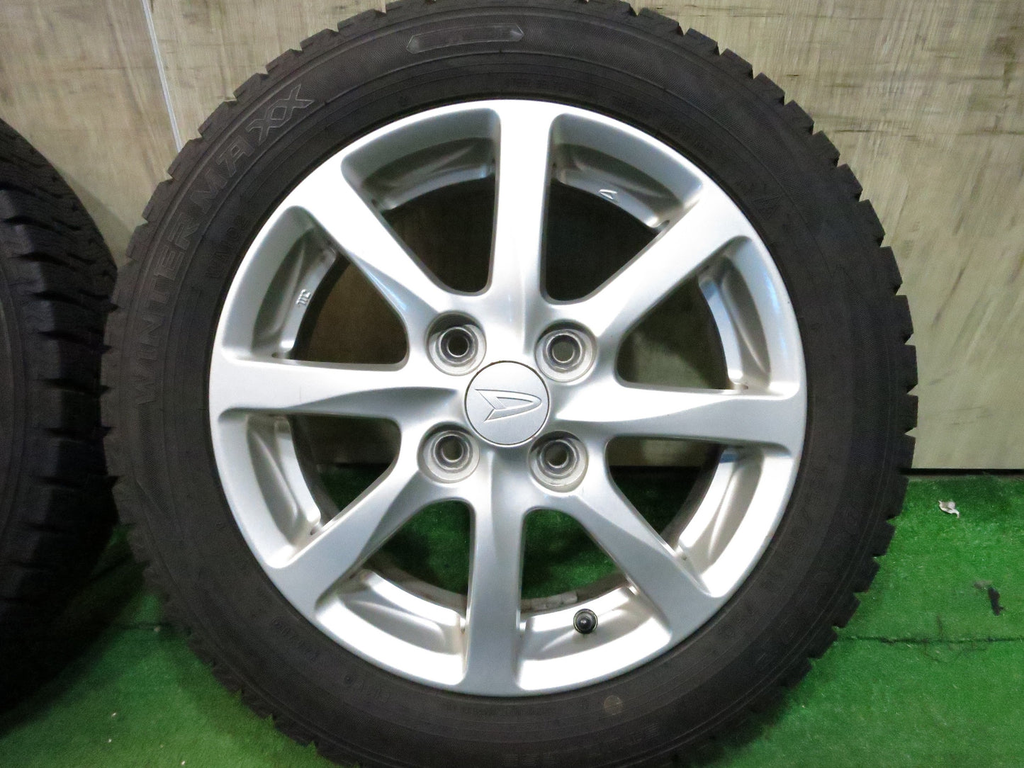 [送料無料]バリ溝！20年！9分★ダイハツ ムーヴ 純正 155/65R14 スタッドレス ダンロップ ウインターマックス WM02 14インチ PCD100/4H★3011107Hス