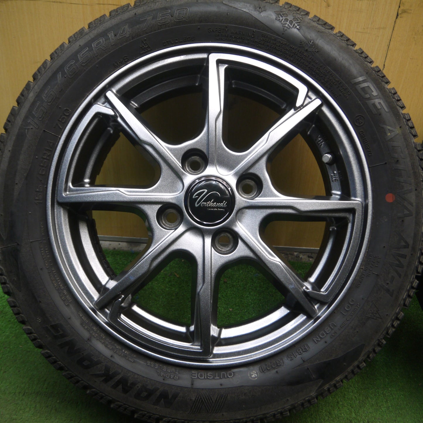 *送料無料* バリ溝！21年！キレイ！ほぼ10分★スタッドレス 155/65R14 ナンカン アイスアクティバ AW-1 Verthandi ヴェルザンディ 14インチ PCD100/4H★4022802Hス