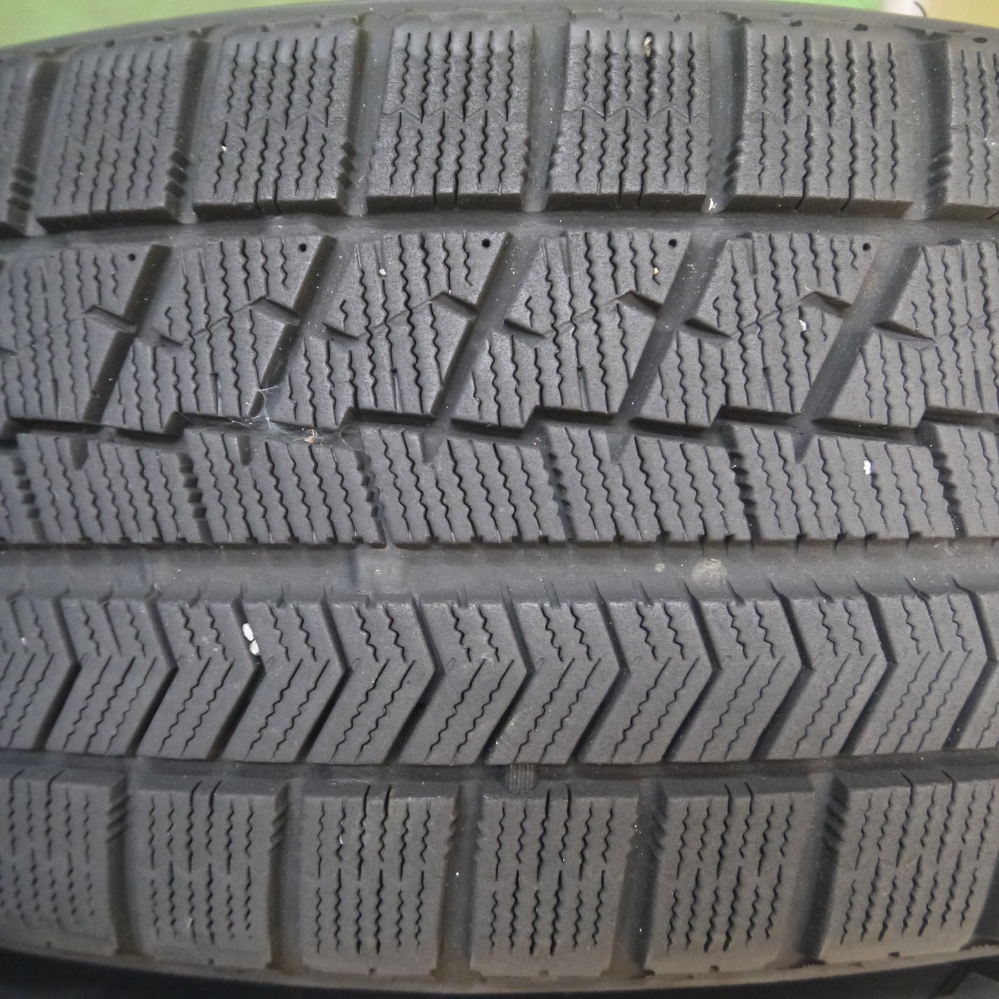 *送料無料*バリ溝！キレイ！8.5分★スタッドレス 205/65R16 ブリヂストン ブリザック VRX ZACK JP-110 MONZA ザック PCD114.3/5H★3122004Hス