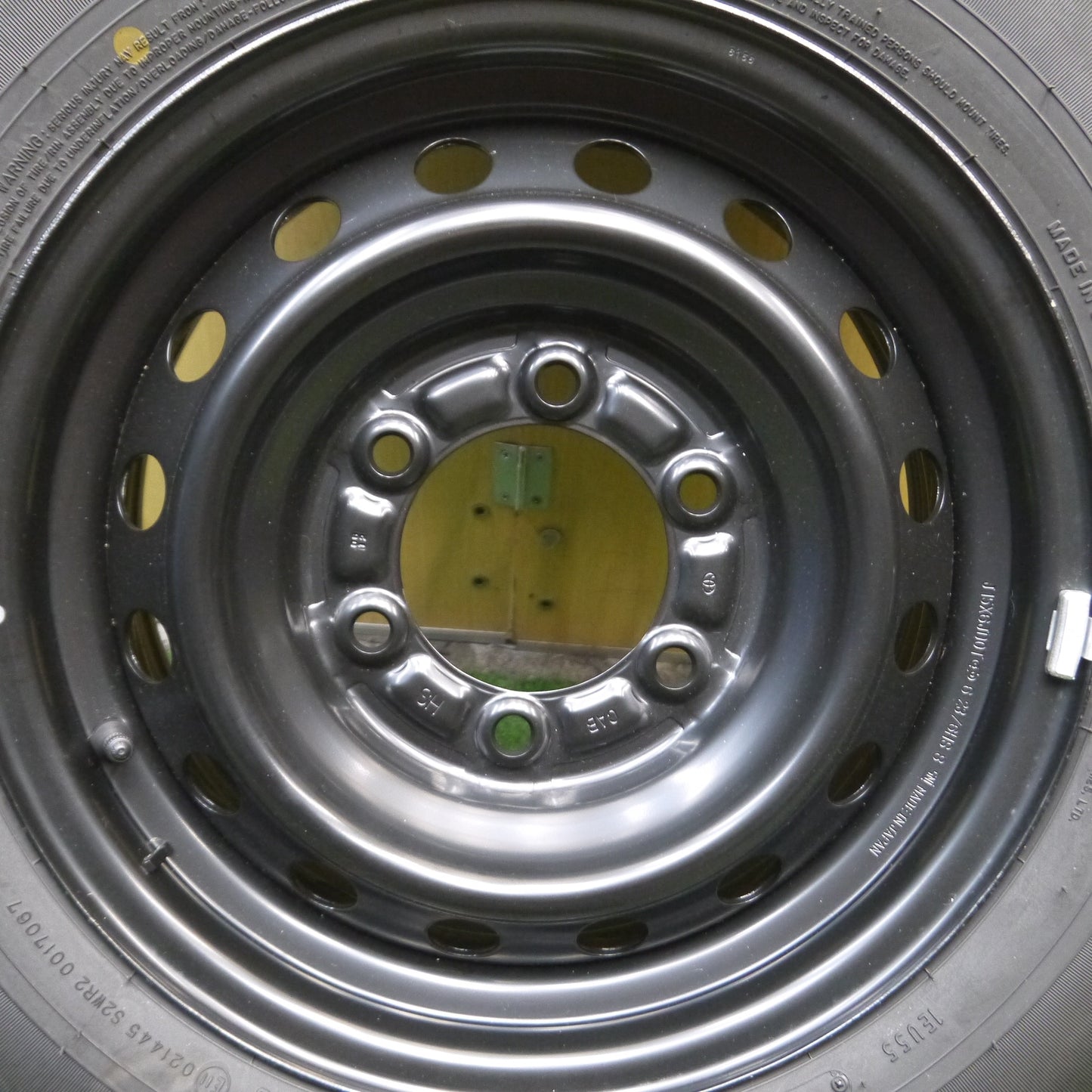 *送料無料*新車外し！23年★トヨタ 200系 ハイエース 純正 スチール 195/80R15 107/105N ダンロップ SP175N 15インチ PCD139.7/6H★4011905Hノ