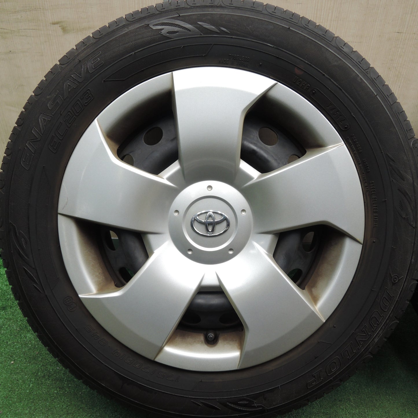 *送料無料* バリ溝！9.5分★トヨタ シエンタ 純正 スチール 175/70R14 ダンロップ エナセーブ EC203 14インチ PCD100/4H★4022508HAノ