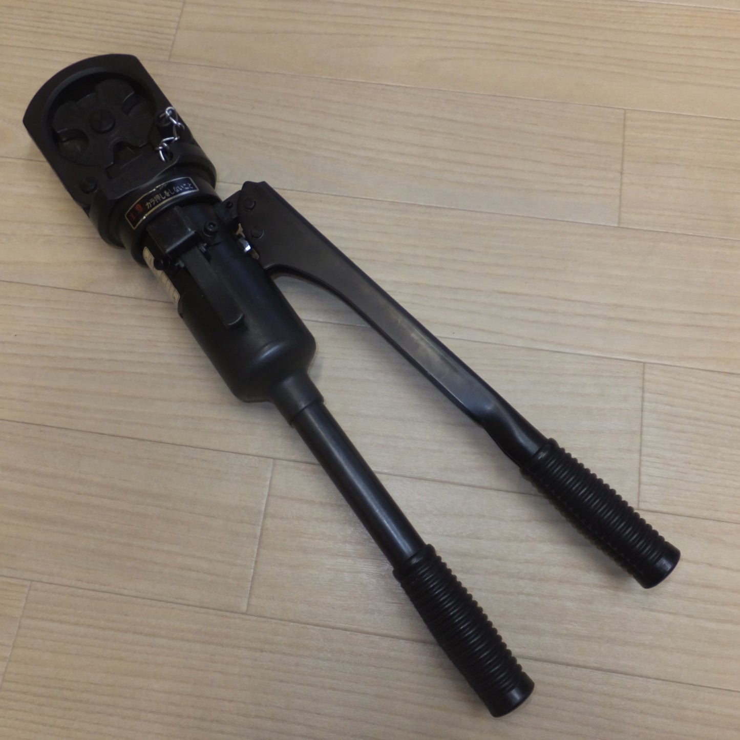 [送料無料] ★泉精器 IZUMI 手動油圧式工具 9号K　14mm2～100mm2　公称荷重 7.5ton★