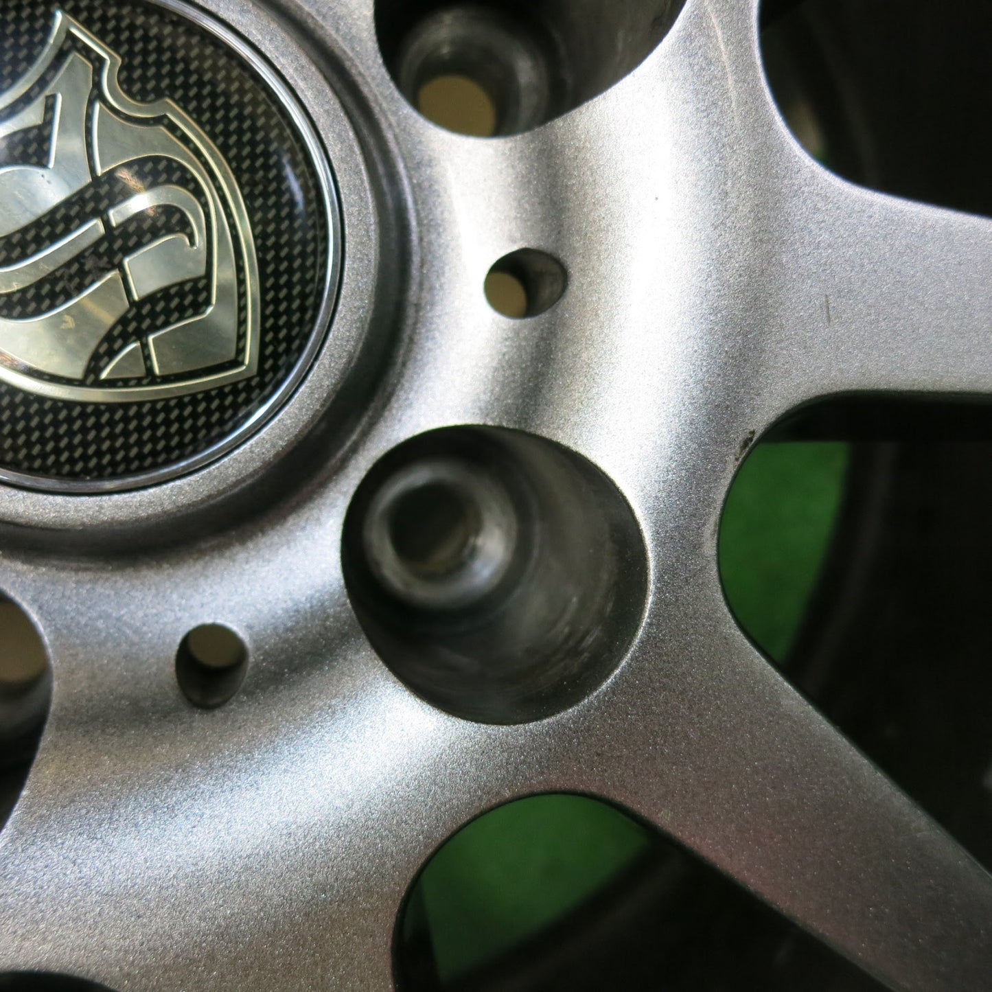 [送料無料]バリ溝！キレイ！9分★スタッドレス 215/50R17 ピレリ アイスアシンメトリコ 社外 アルミ ホイール 17インチ PCD114.3/5H★3071904ヒス