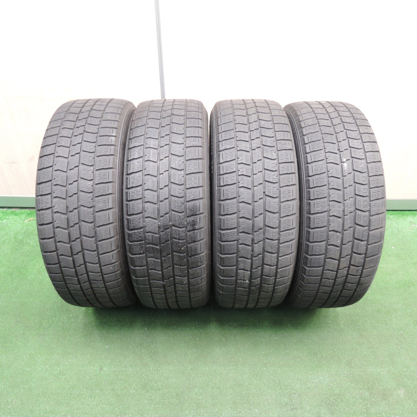 *送料無料*キレイ★スタッドレス 225/50R18 グッドイヤー アイスナビ7 D.O.S. ADULAⅡ DOS 18インチ PCD114.3/5H★4010704TNス