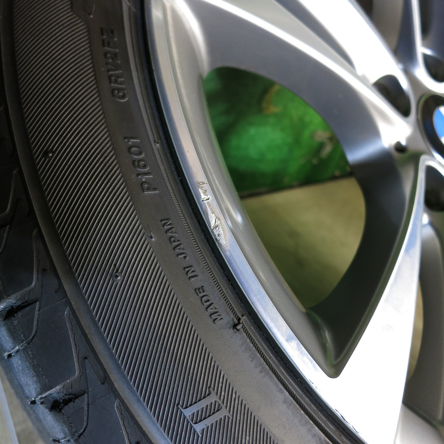 [送料無料]バリ溝！9.5分★BMW 3シリーズ F30 ダブルスポーク 397 純正 225/45R18 ブリヂストン レグノ GRV2 18インチ PCD120/5H★3032102Hノ