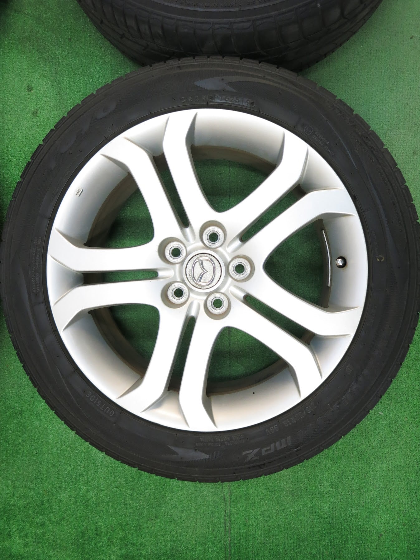 [送料無料]バリ溝！19年！8.5分★マツダ MPV 純正 215/55R18 トーヨー トランパス MPZ 18インチ PCD114.3/5H★3022508ヒノ