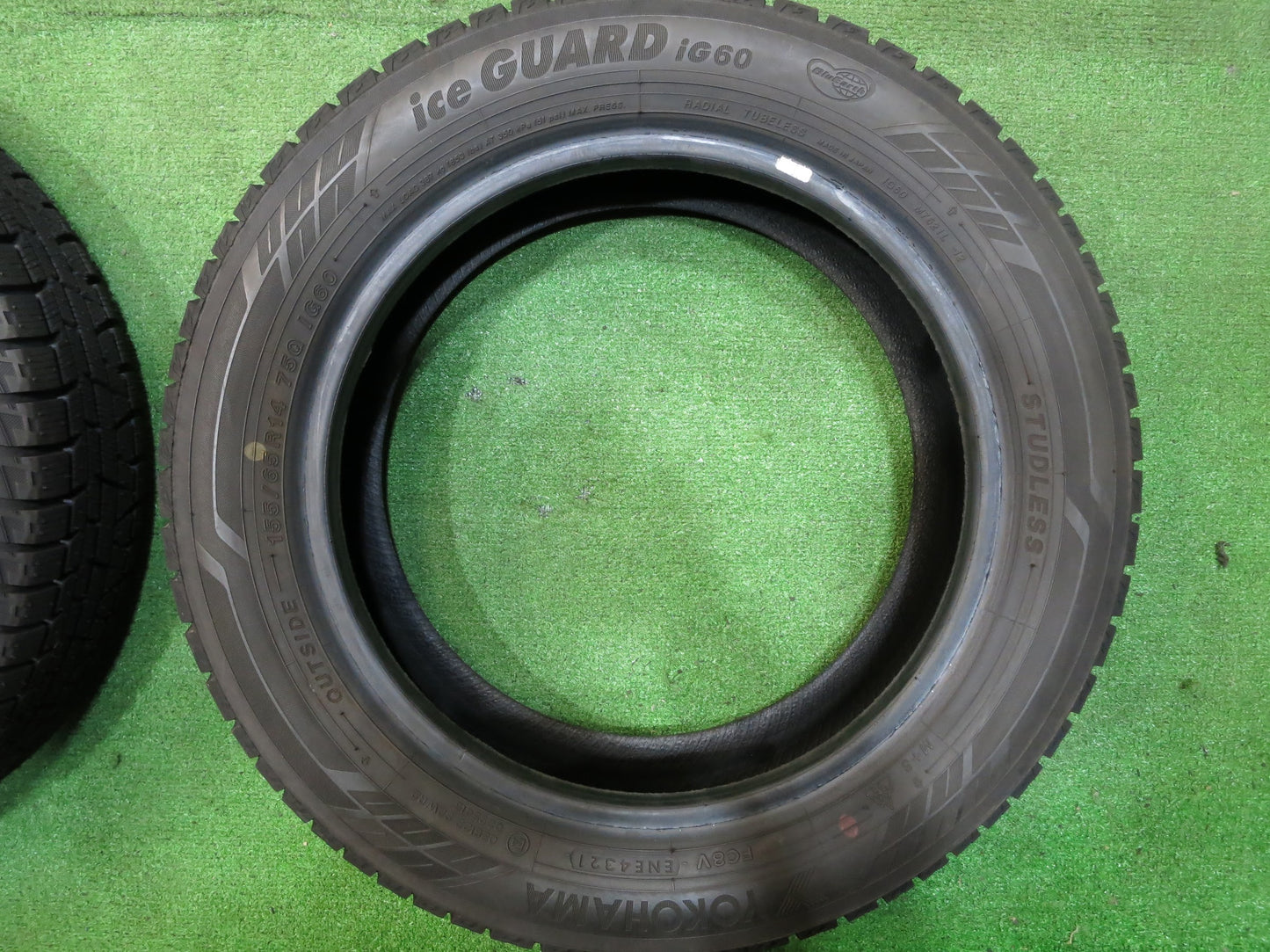 [送料無料]バリ溝！21年！ほぼ10分★スタッドレス 155/65R14 ヨコハマ アイスガード iG50 プラス タイヤ 14インチ N-BOX タント ムーブ ワゴンR 等★2111609Hスタ