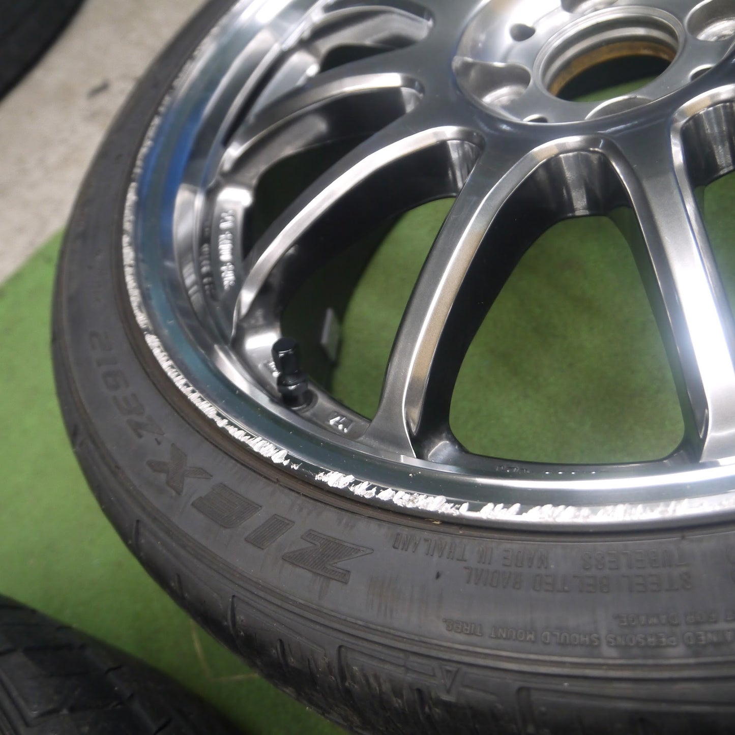 [送料無料]バリ溝！9.5分★WORK EMOTION EMT-11R 205/40R17 ファルケン ZIEX ZE912 17インチ ワーク エモーション PCD100/4H★3092606Hノ