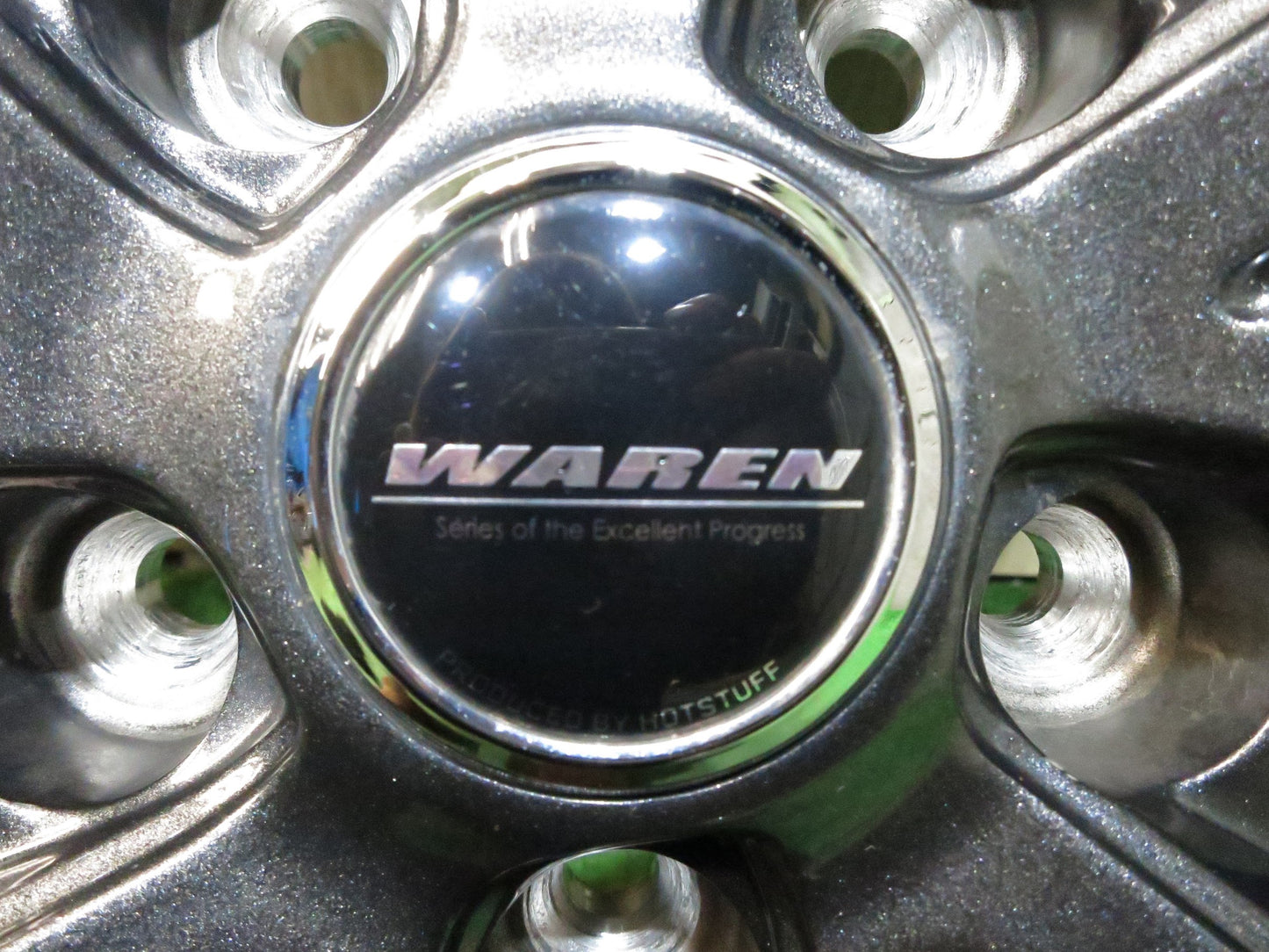 [送料無料]バリ溝！21年！キレイ！9.5分★スタッドレス 215/60R16 ヨコハマ アイスガード iG60 WAREN HOT STUFF ヴァーレン 16インチ PCD114.3/5H★3021511Hス