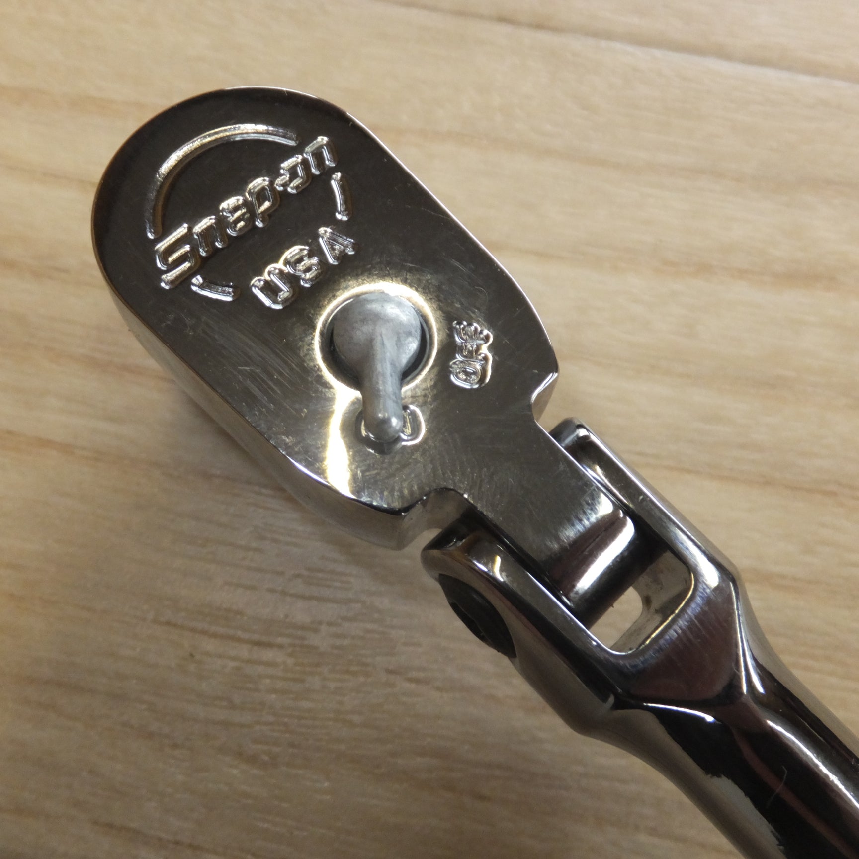 値下げしました！【中古】スナップオン Snap-on 型番不明 フレックスラチェット 送料無料]未使用☆スナップオン Snap-on 3/8 フレックスラチェット 首