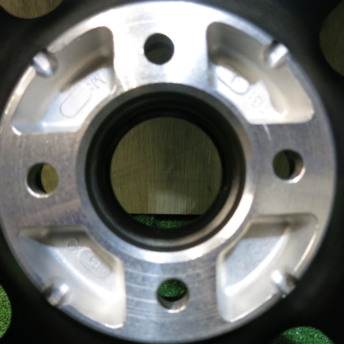 [送料無料]未使用★B-Win ZENATO8 17インチ 社外 アルミ ホイール 17×5.5J PCD100/4H★3031404Hホ