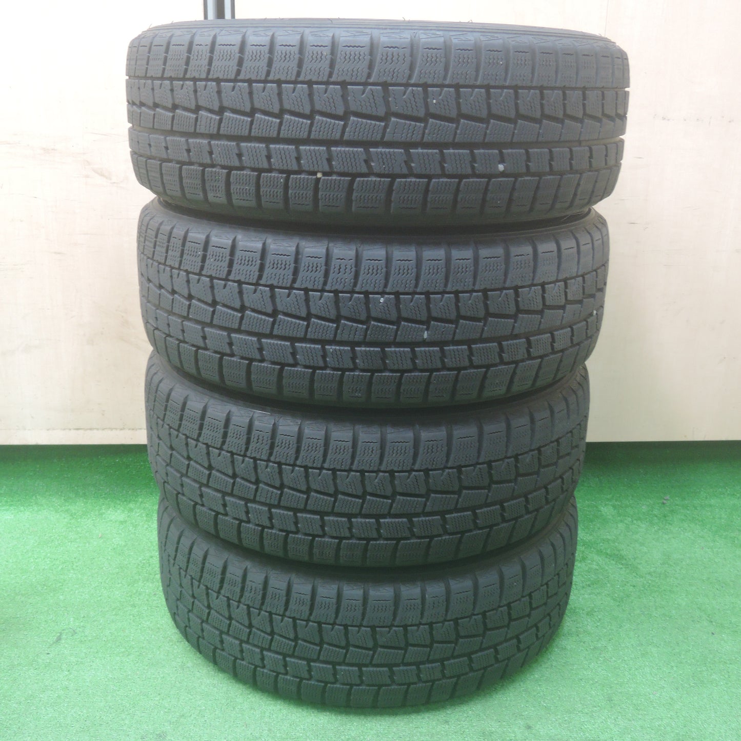 *送料無料*バリ溝！キレイ！9分★RAYS SUPER ECO 185/55R16 スタッドレス ダンロップ ウインターマックス WM01 レイズ PCD100/4H★3113011SYス