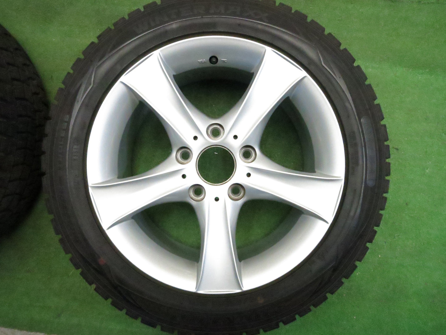 [送料無料]バリ溝！キレイ！9.5分以上★BMW 等 205/55R16 スタッドレス AGA TARGA ダンロップ ウインターマックス WM01 16インチ PCD120/5H★3020110Hス