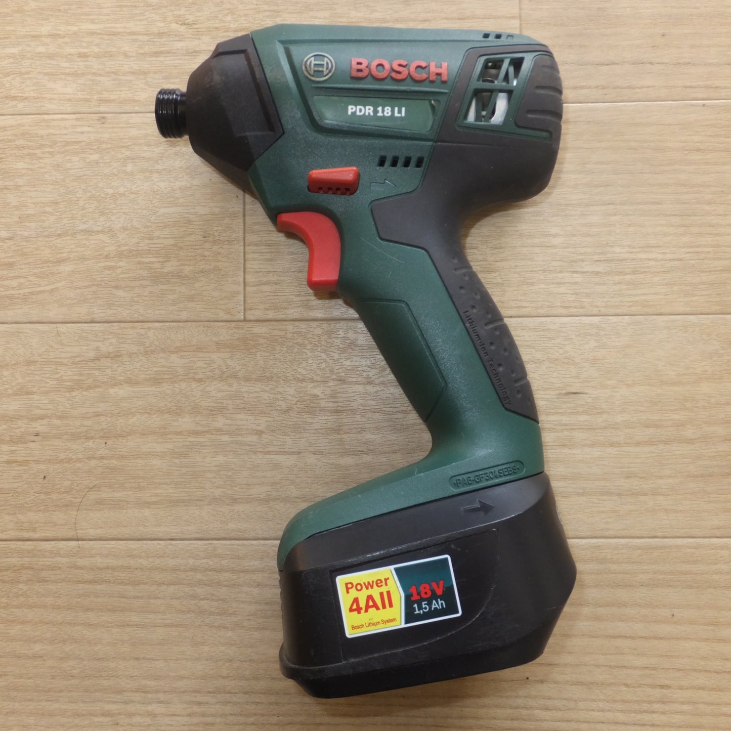 [送料無料] ★ボッシュ BOSCH 18V リチウムイオン バッテリーインパクトドライバー PDR18LI★