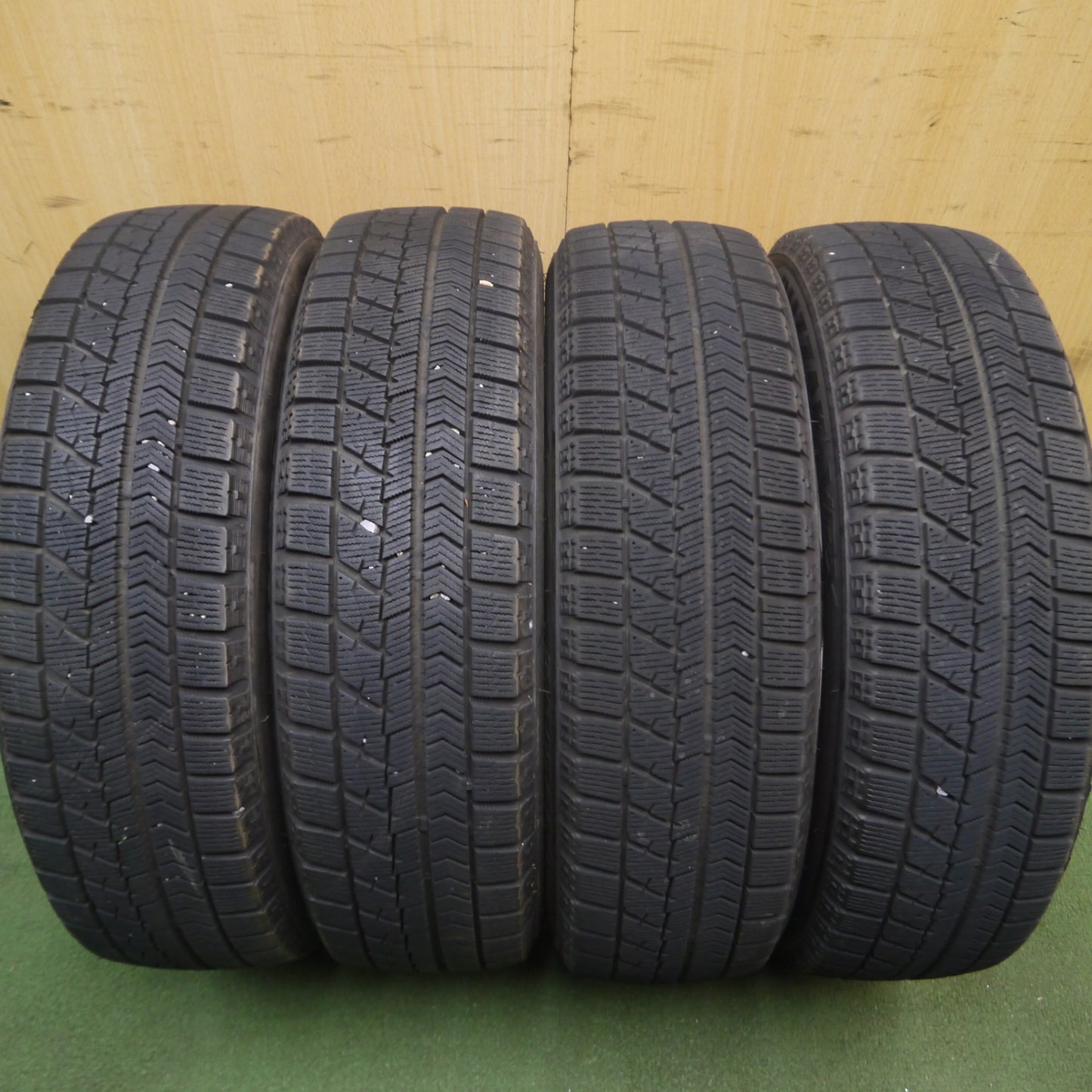 *送料無料* キレイ★スタッドレス 155/65R14 ブリヂストン ブリザック VRX 社外 アルミ ホイール 14インチ PCD100/4H★4020710Hス