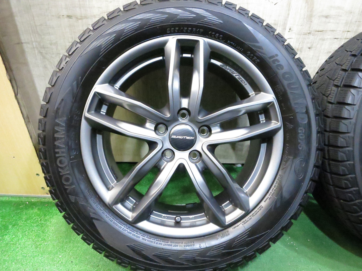 [送料無料]バリ溝！19年！キレイ！9分★ボルボ 等 EURO TECH 235/55R17 スタッドレス ヨコハマ アイスガード G075 ユーロテック PCD108/5H★3011110Hス