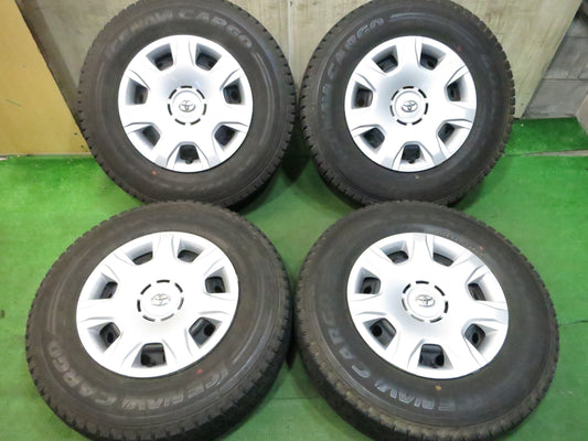 [送料無料]バリ溝！9.5分以上★トヨタ 200系 ハイエース 純正 スチール 195/80R15 スタッドレス グッドイヤー アイスナビ カーゴ PCD139.7/6H★3022208Hス
