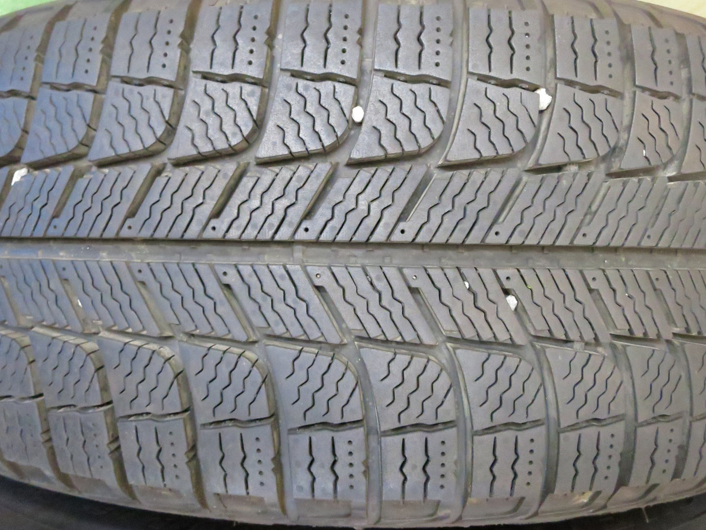 [送料無料]バリ溝！19年！綺麗！ほぼ10分★ベンツ等 ユーロフォルシュ 205/60R16 スタッドレス ミシュラン X-ICE3+ Euro Forsch 16インチ PCD112/5H★3011003Hス