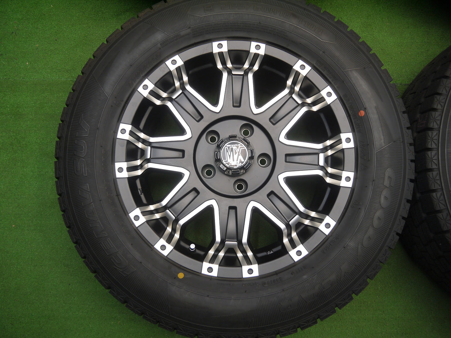 [送料無料]バリ溝！19年！キレイ！9.5分★ジープ 等 ROCK KELLY MX 632 265/60R18 スタッドレス グッドイヤー アイスナビ SUV ロクサーニ PCD127/5H★2113005クス