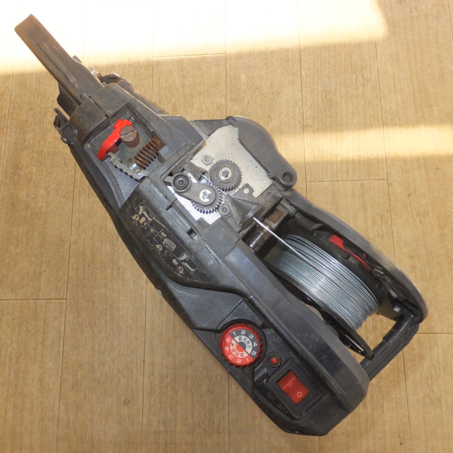 [送料無料]★マックス MAX 鉄筋結束機 リバータイア RB-399A-B2C/40A 充電器なし★