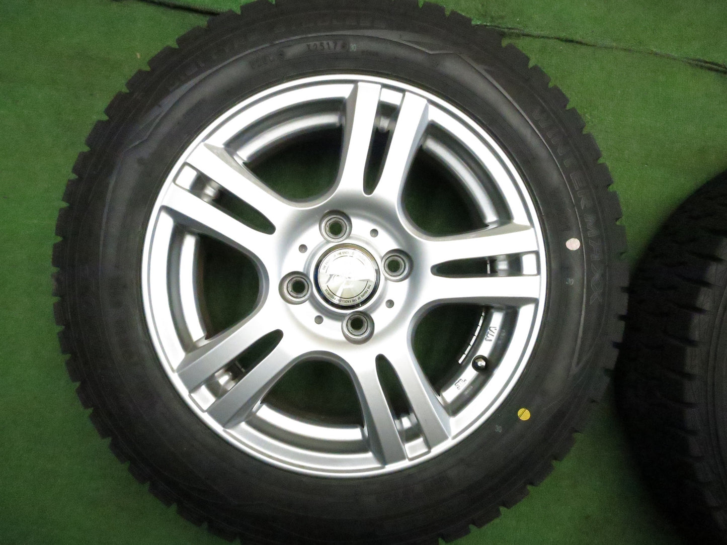 [送料無料]バリ溝！キレイ！ほぼ10分★スタッドレス 165/70R14 ダンロップ ウインターマックス WM01 JOKER weds ジョーカー 14インチ PCD100/4H★3012510Hス
