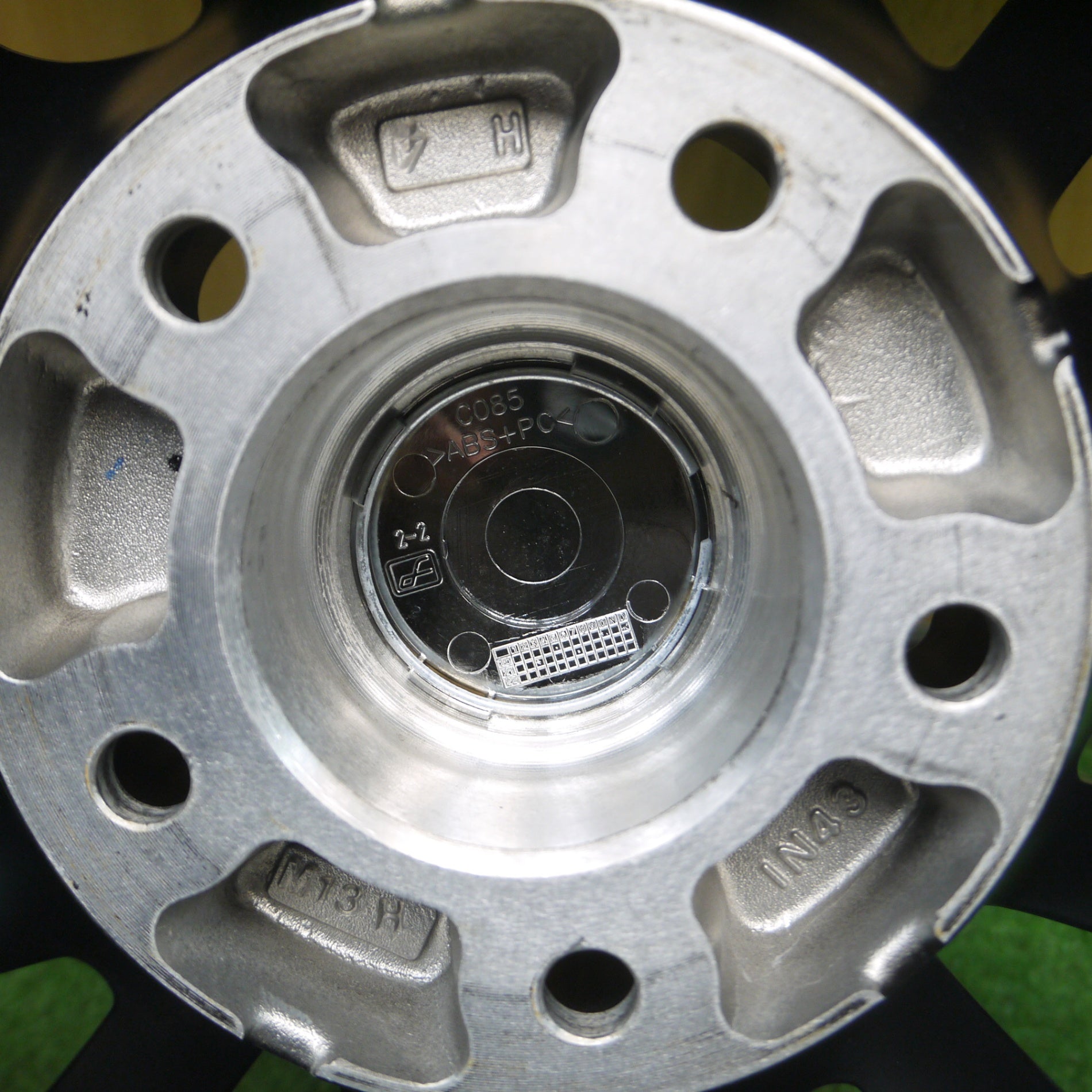 送料無料* キレイ☆LEONIS VT weds レオニス ホイール 19インチ 19×8J