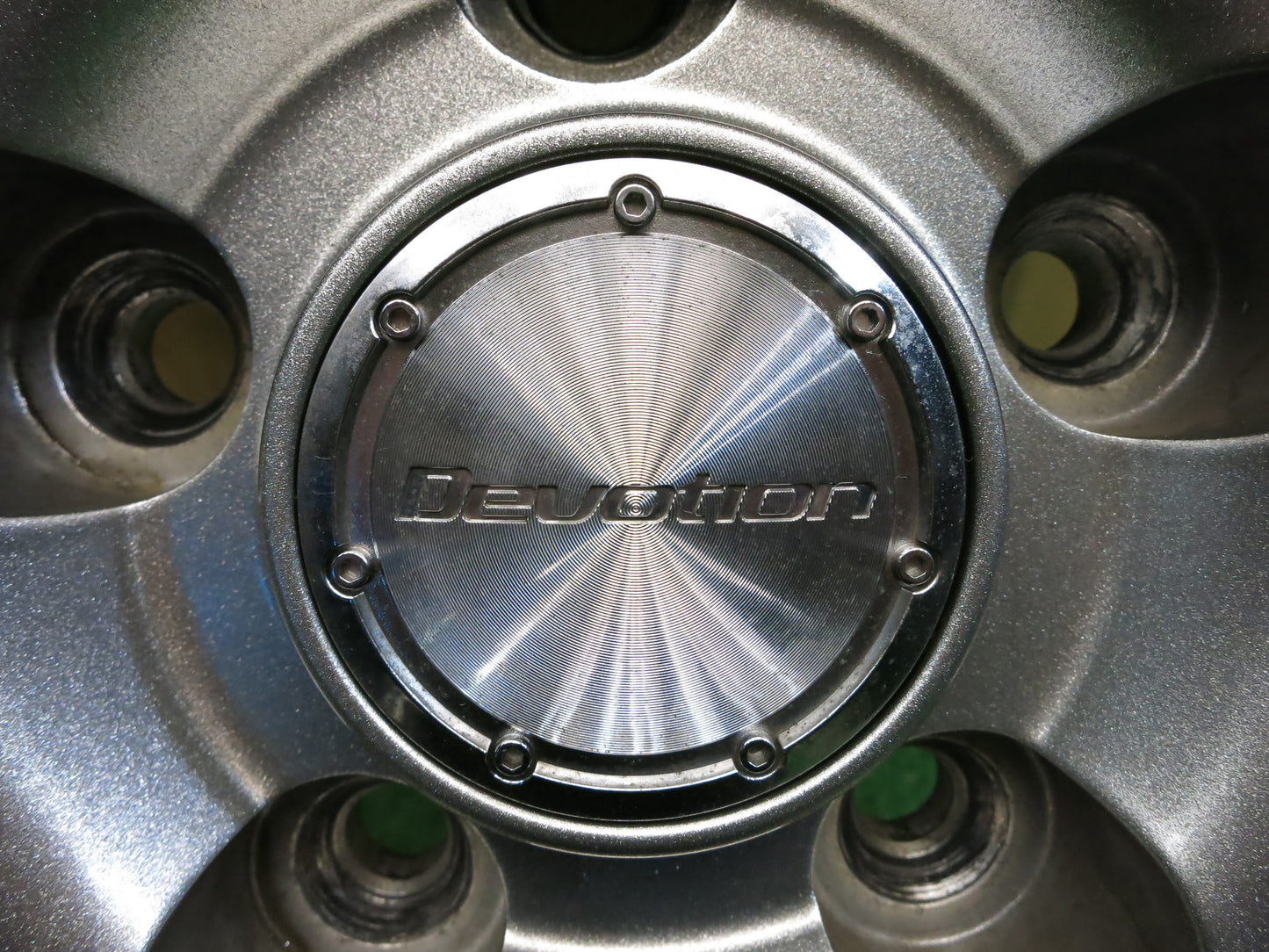 [送料無料]バリ溝！18年！キレイ！9.5分★スタッドレス 215/60R16 トーヨー ガリット G5 Devotion デボーション 16インチ PCD114.3/5H★2112506Hス
