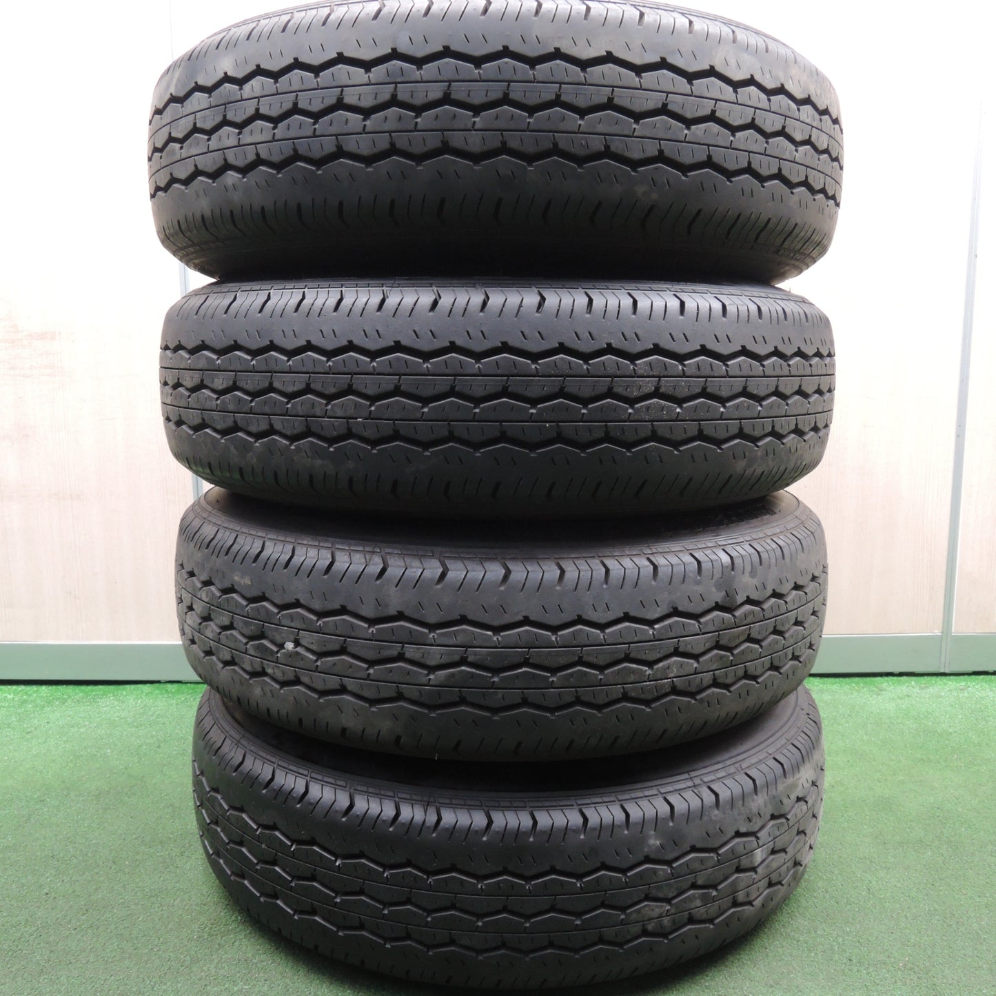 *送料無料* 新車外し！23年★トヨタ ハイエース 純正 スチール 195/80R15 107/105N ブリヂストン エコピア RD613 15インチ PCD139.7/6H★4021203HAノ