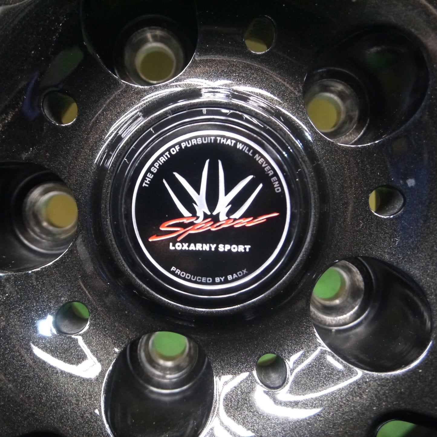 *送料無料* 超バリ溝！22年！キレイ！ほぼ10分★LOXARNY SPORT BADX 225/60R17 スタッドレス トーヨー ウインタートランパス TX ロクサーニ PCD114.3/5H★4021614Hス