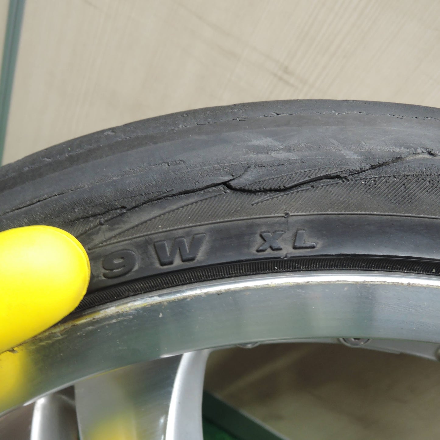[送料無料]4本価格★Precious 215/40R18 ピンソ タイヤ PS91 グッドイヤー イーグル LS EXE プレシャス 18インチ PCD114.3/5H★3110904SYノ