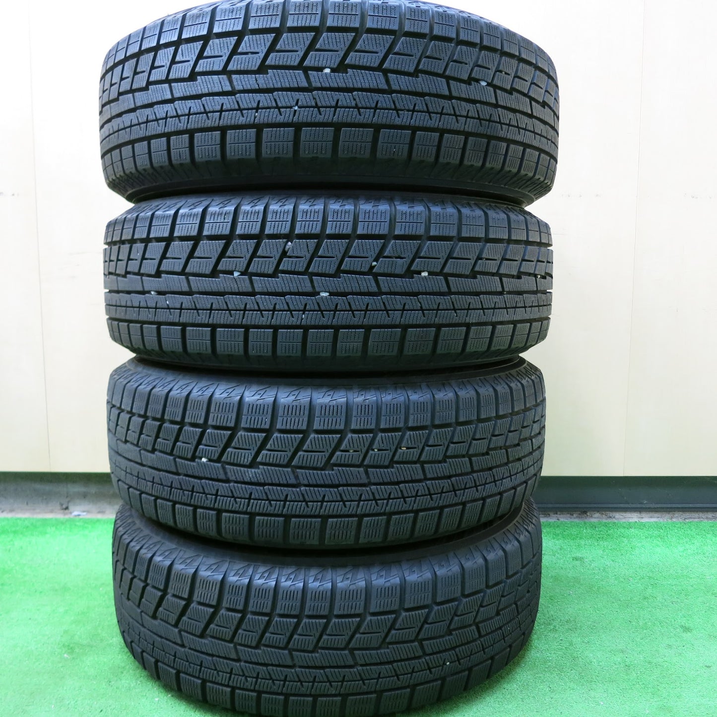 [送料無料]バリ溝！19年！キレイ！ほぼ10分★プリウス 等 195/65R15 スタッドレス ヨコハマ アイスガード iG60 MANARAY SPORT マナレイ PCD100/5H★3062806ヒス
