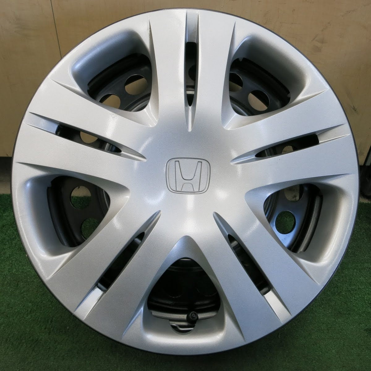 [送料無料]4本価格★ホンダ GE8 フィット 純正 スチール ホイール 15インチ 15×5.5J PCD100/4H★3101107イホ