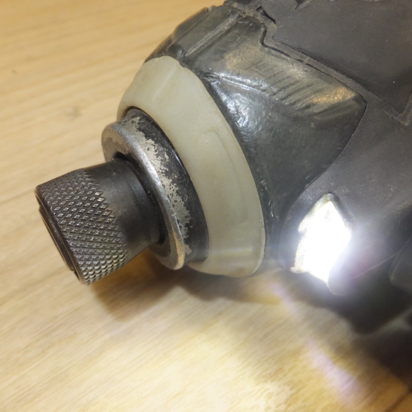 [送料無料] ★マキタ makita 充電式インパクトドライバ TD149D　バッテリ BL1860B　セット★