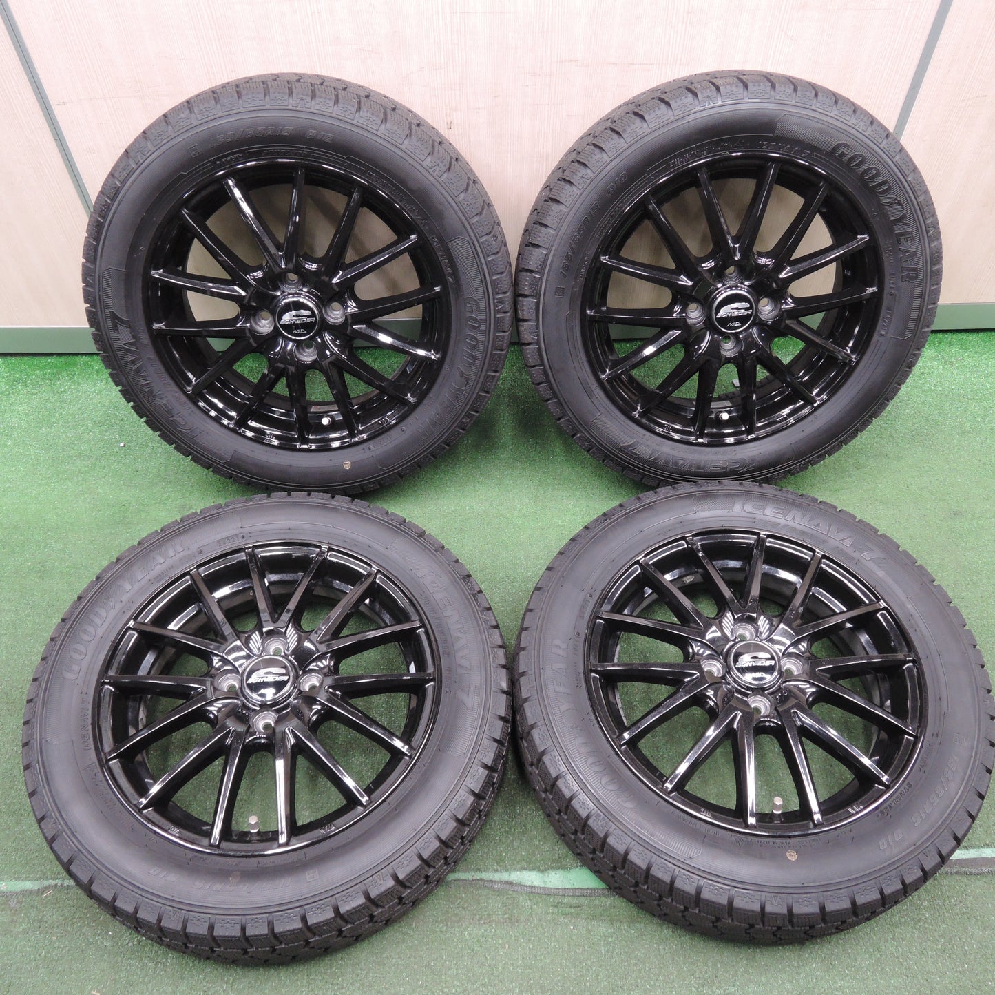 *送料無料*バリ溝！21年！キレイ！9.5分★スタッドレス 165/65R15 グッドイヤー アイスナビ7 SCHNEIDER MiD シュナイダー PCD100/4H★4010907TNス
