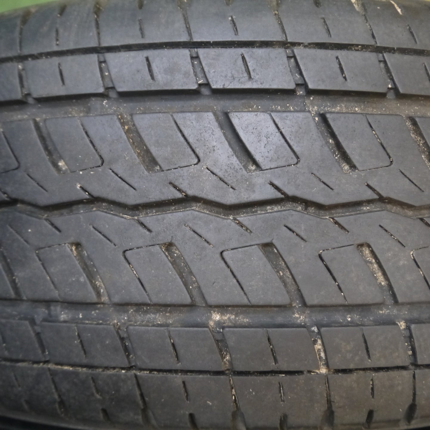 *送料無料* バリ溝！9.5分★RAGUNA ZZYZX 225/50R18C 107/105R トーヨー H20 ラグナ ザイジックス 18インチ PCD139.7/6H★4030805Hノ