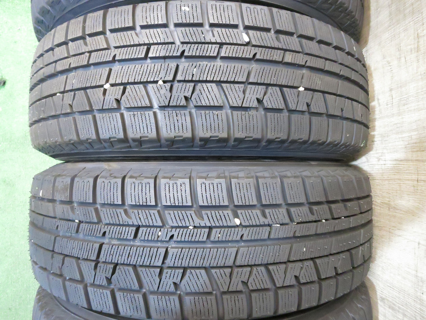 [送料無料]超バリ溝！18年！キレイ！ほぼ10分★スタッドレス 195/65R15 ヨコハマ アイスガード iG50 プラス JOKER ジョーカー 15インチ PCD100/5H★2122310Hス
