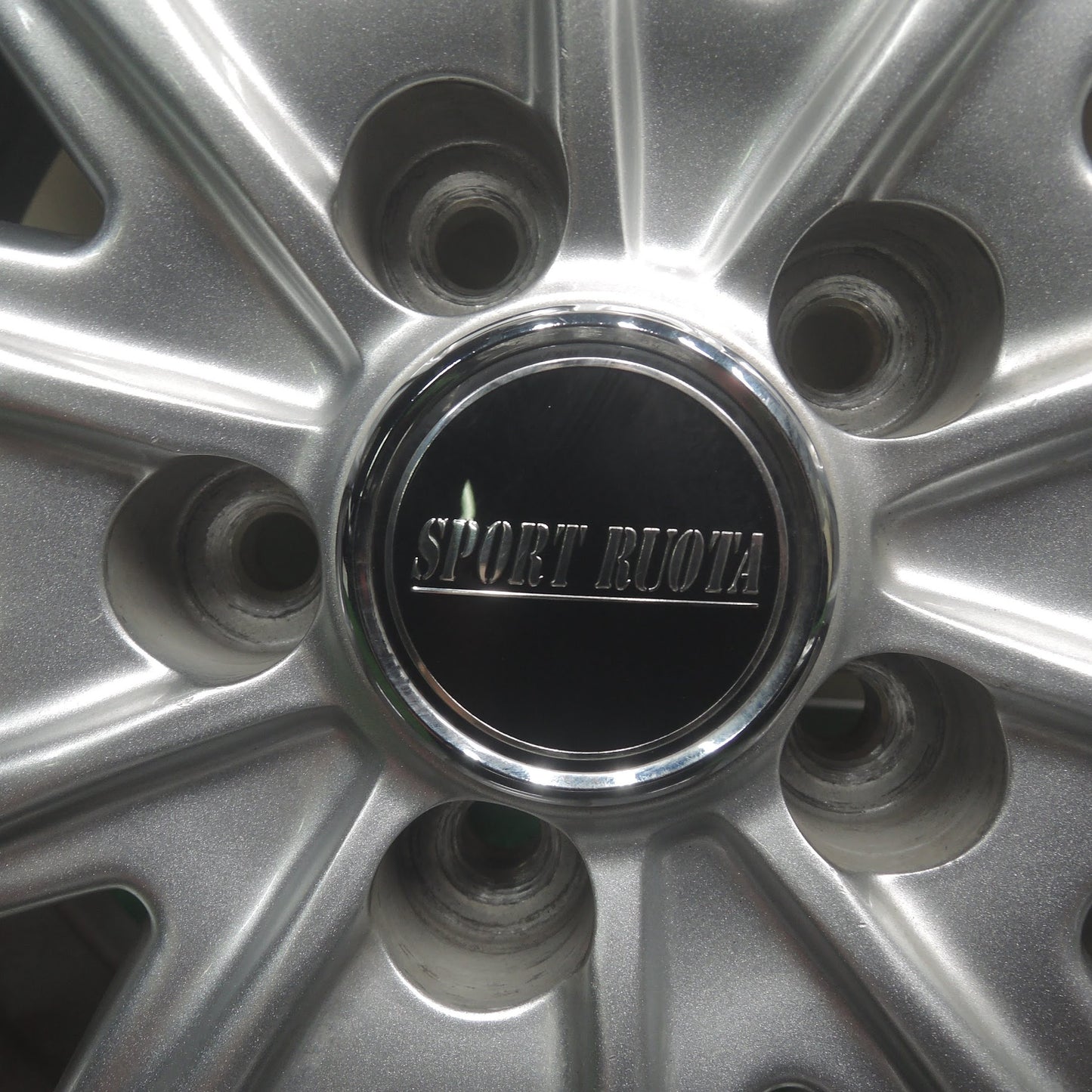 [送料無料]バリ溝！キレイ！9.5分★プリウス 等 195/65R15 スタッドレス ピレリ アイスアシンメトリコ SPORT RUOTA 15インチ PCD100/5H★3092206SYス