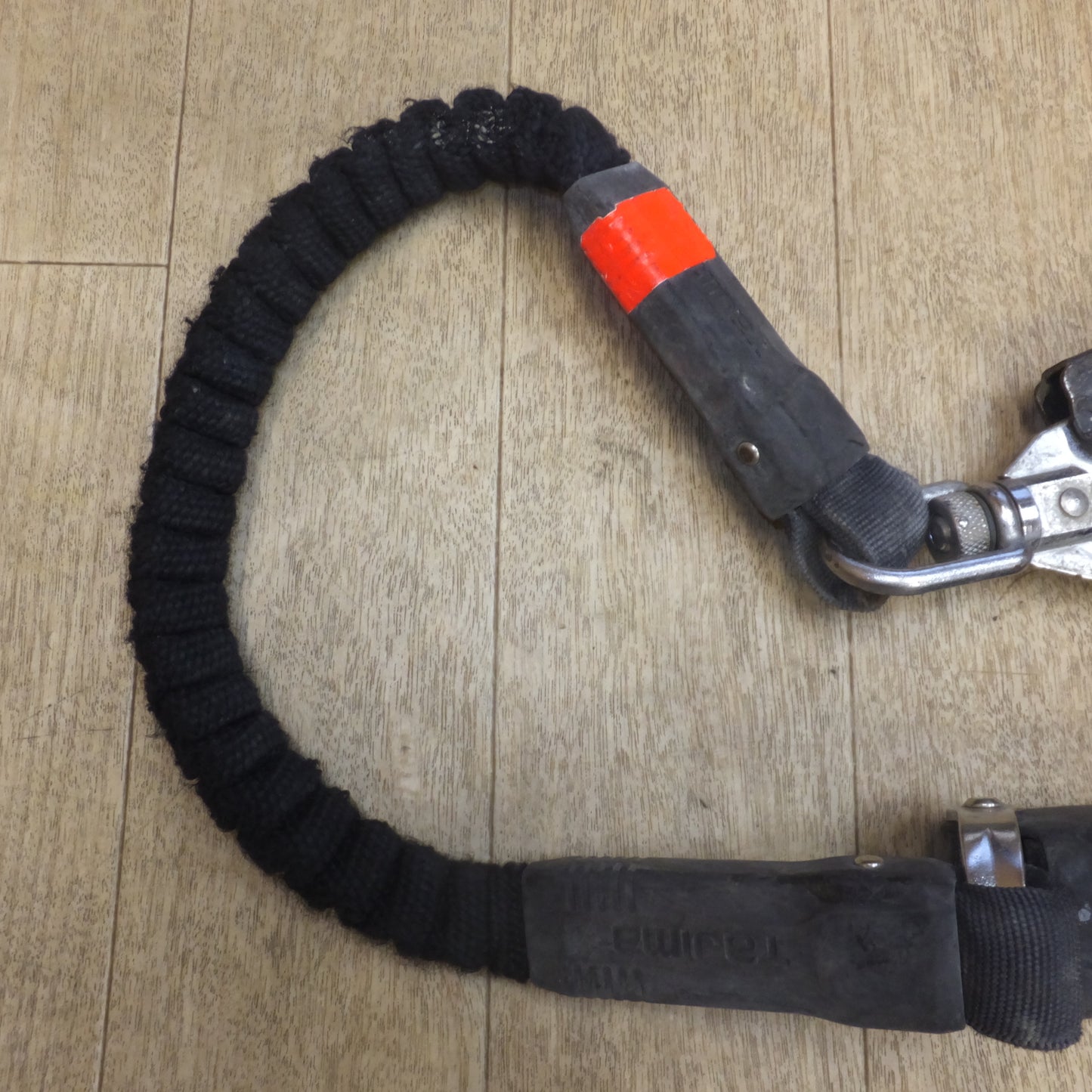 [送料無料]★タジマ Tajima フルハーネス 第一種 4kN　使用可能質量 100kg 最大自由落下距離 2.3m 落下距離 4.1m★