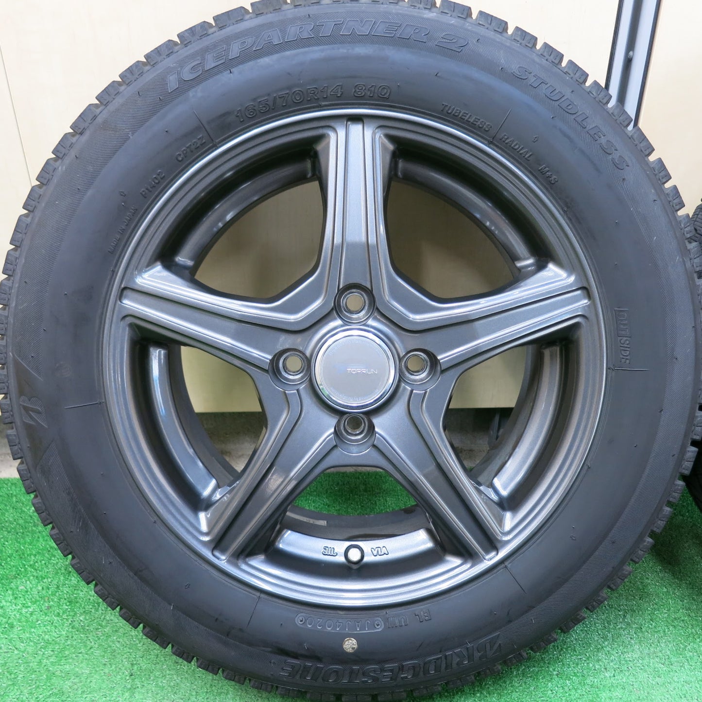 [送料無料]バリ溝！20年！キレイ！9分★スタッドレス 165/70R14 ブリヂストン アイスパートナー2 TOPRUN トップラン 14インチ PCD100/4H★3052006ヒス