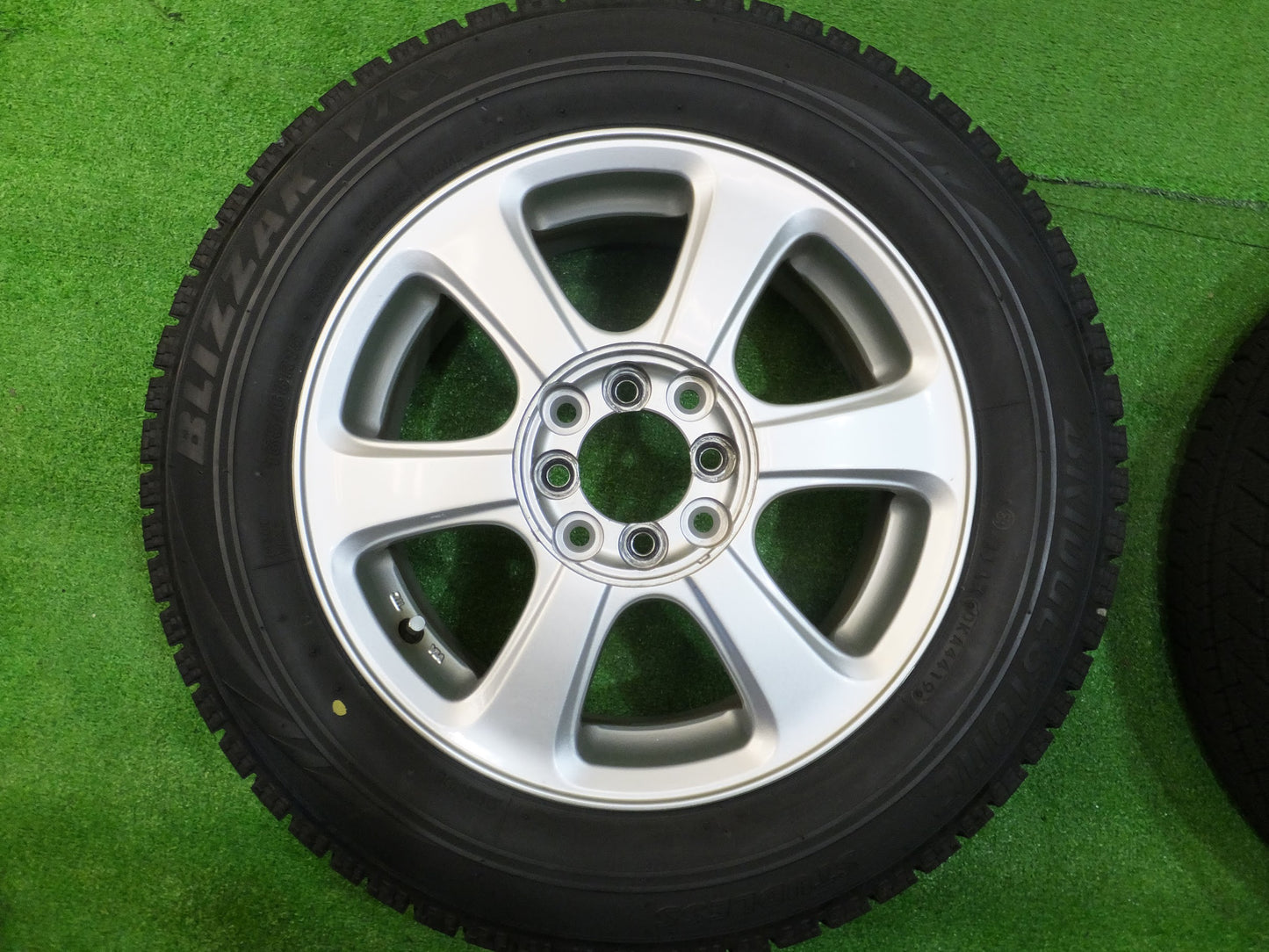 [送料無料]バリ溝！19年！9.5分★スタッドレス 185/65R15 ブリヂストン ブリザック VRX 社外 アルミ ホイール 15インチ PCD100/4H★2080510Hス