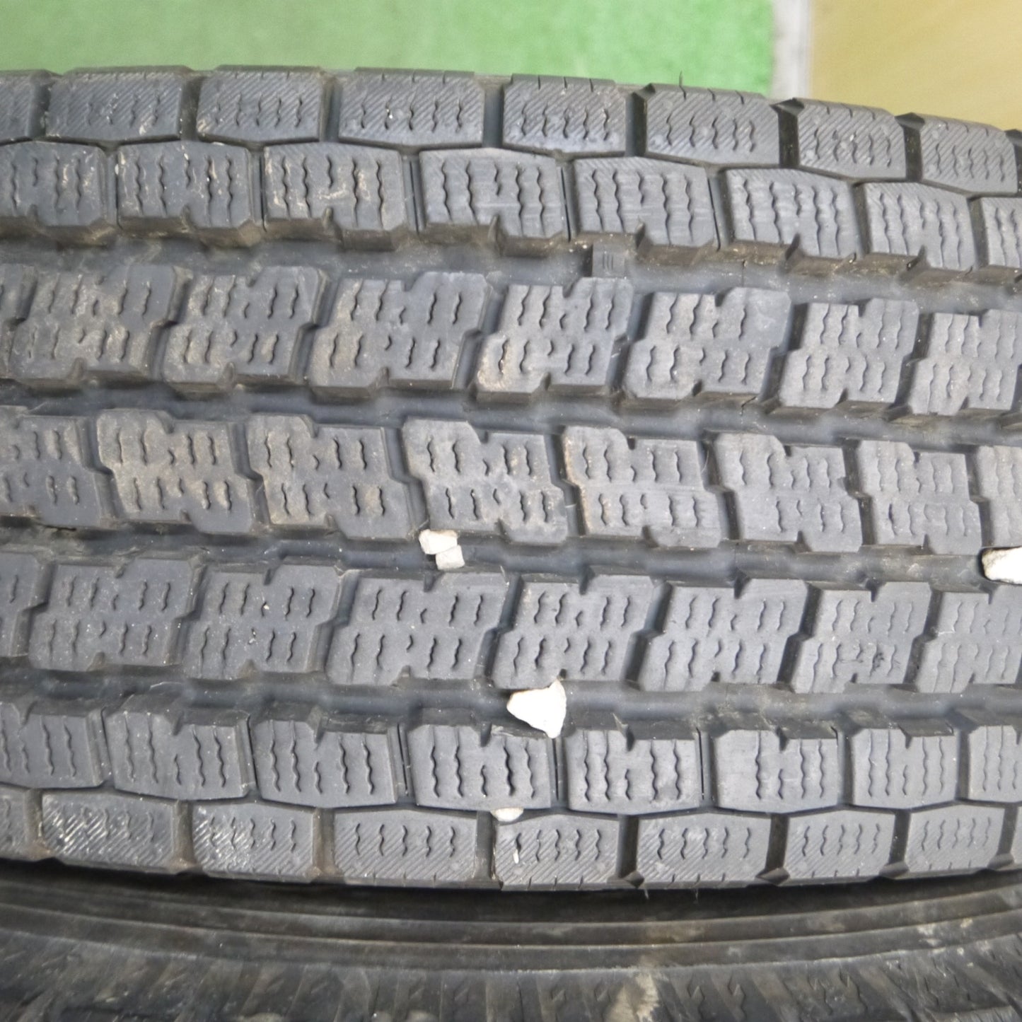 *送料無料* バリ溝！22年！9.5分★トラック タイヤ 205/75R16 113/111L スタッドレス ヨコハマ アイスガード iG91 16インチ★4022802KKスタ