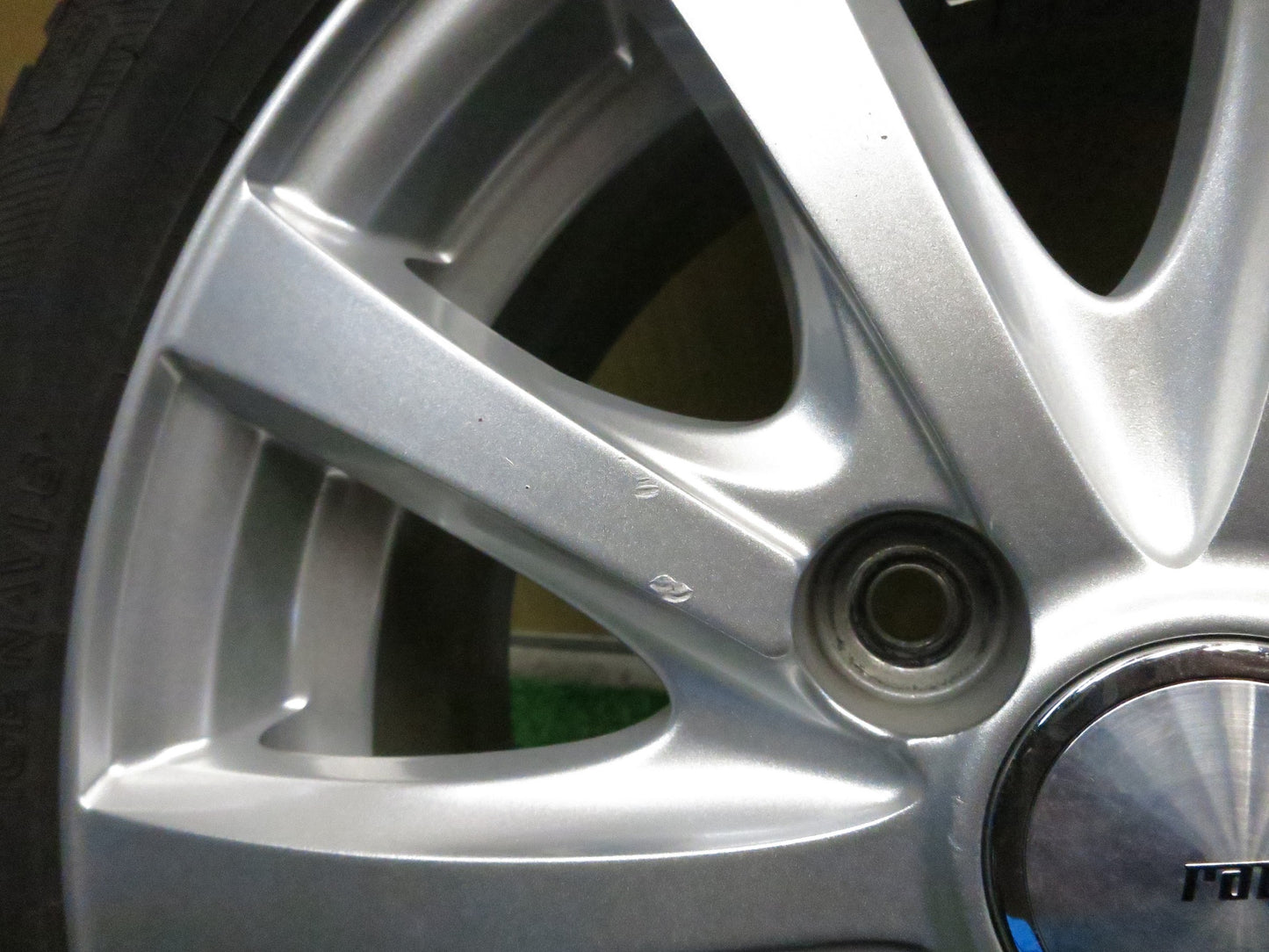 [送料無料]バリ溝！19年！9.5分以上★スタッドレス 165/65R14 グッドイヤー アイスナビ6 ravrion RS01 ラブリオン 14インチ PCD100/4H★3020112Hス
