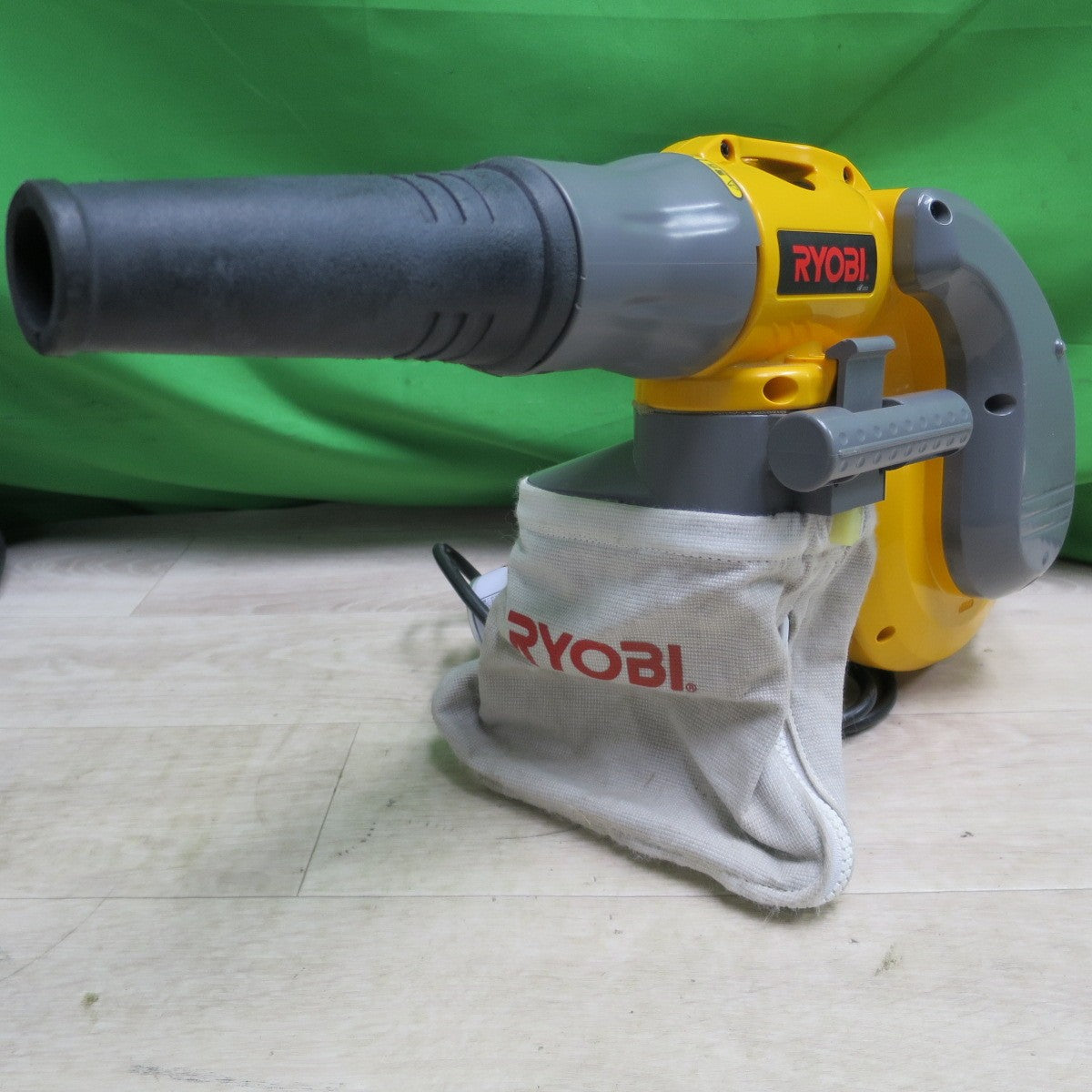 [送料無料] キレイ☆RYOBI リョービ ポータブル ブロワ バキューム PSV-600 集じん機 集塵機 吹き飛ばし 工具☆