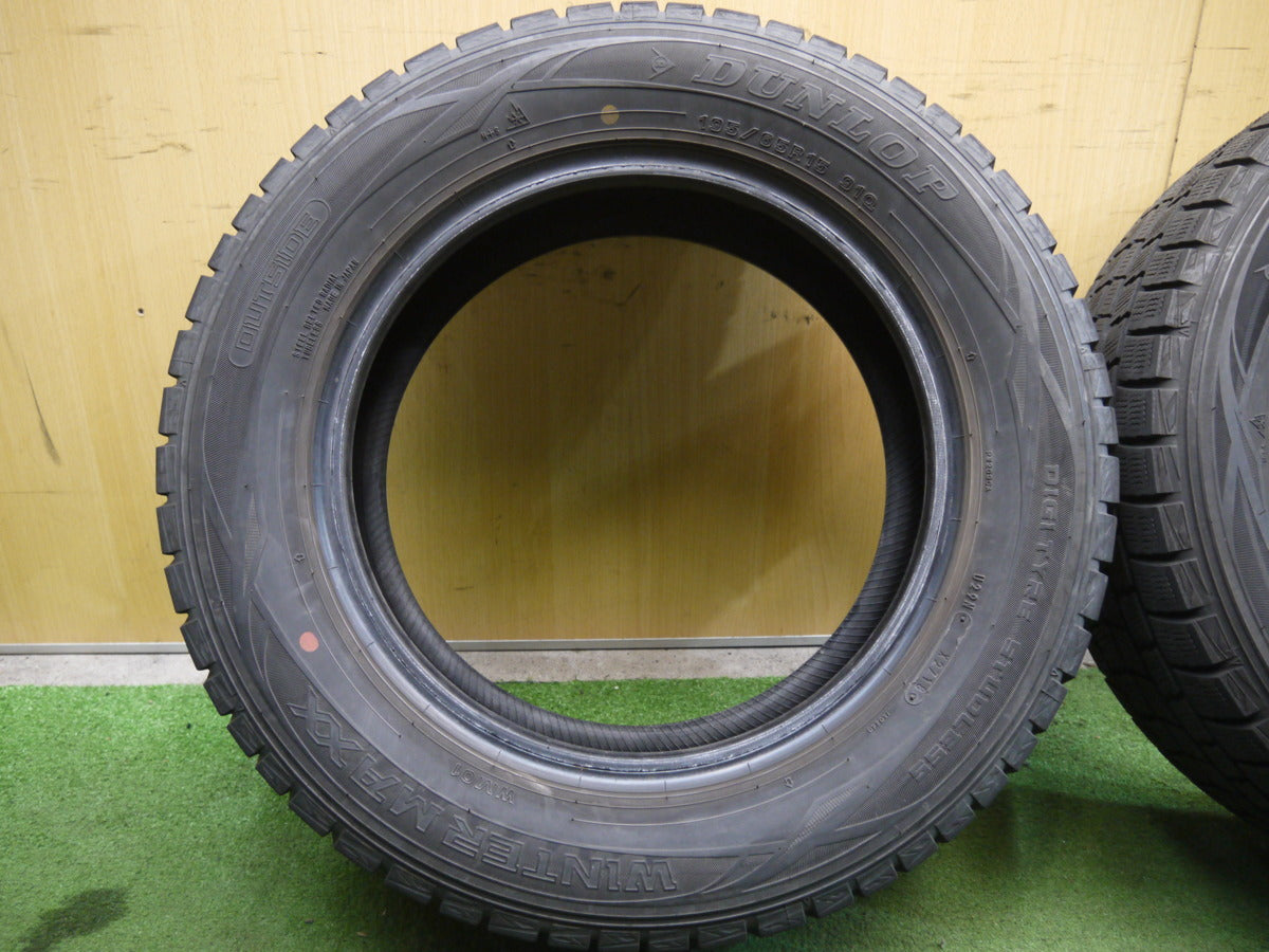 [送料無料]4本価格！18年★スタッドレス 195/65R15 ダンロップ ウインターマックス WM01 タイヤ 15インチ プリウス ノア ヴォクシー 等★2070212ヤスタ